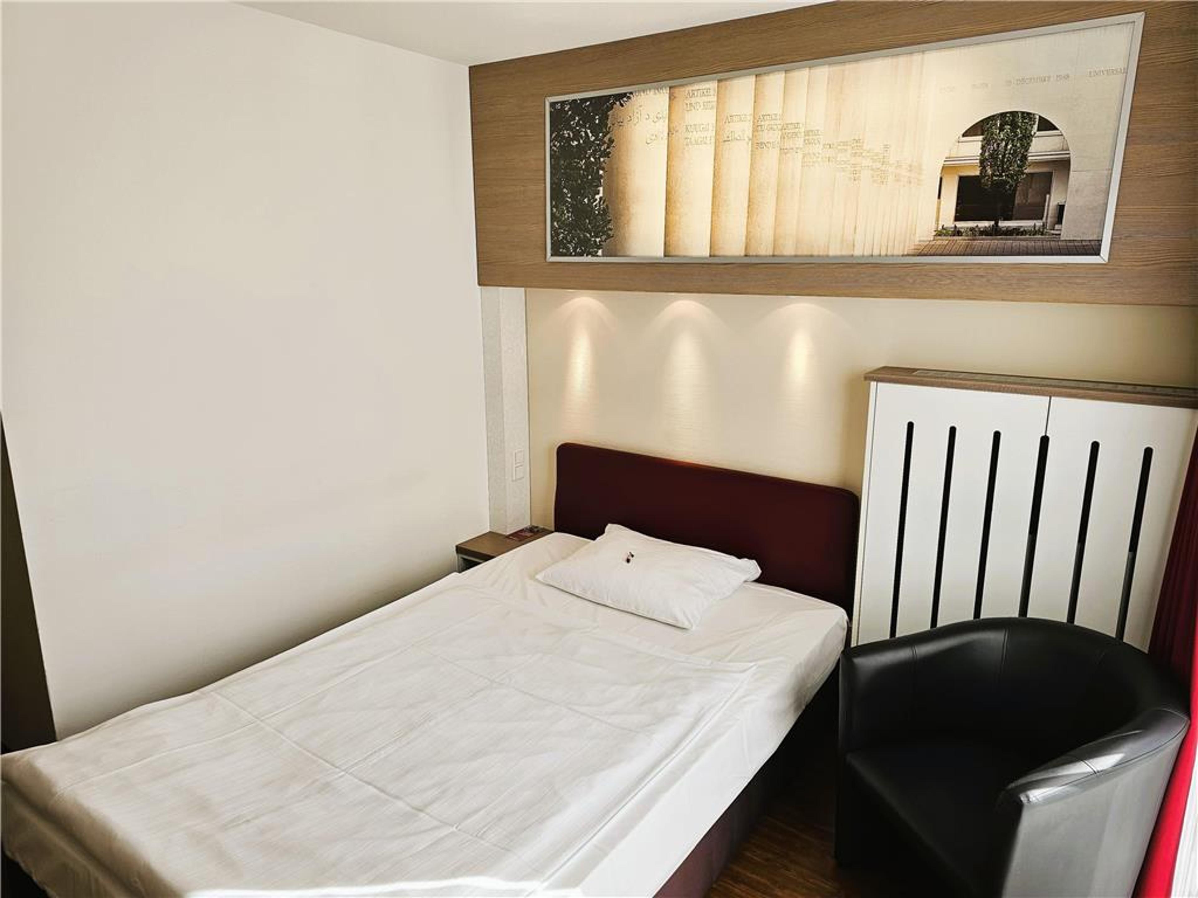 ARVENA PARK Hotel