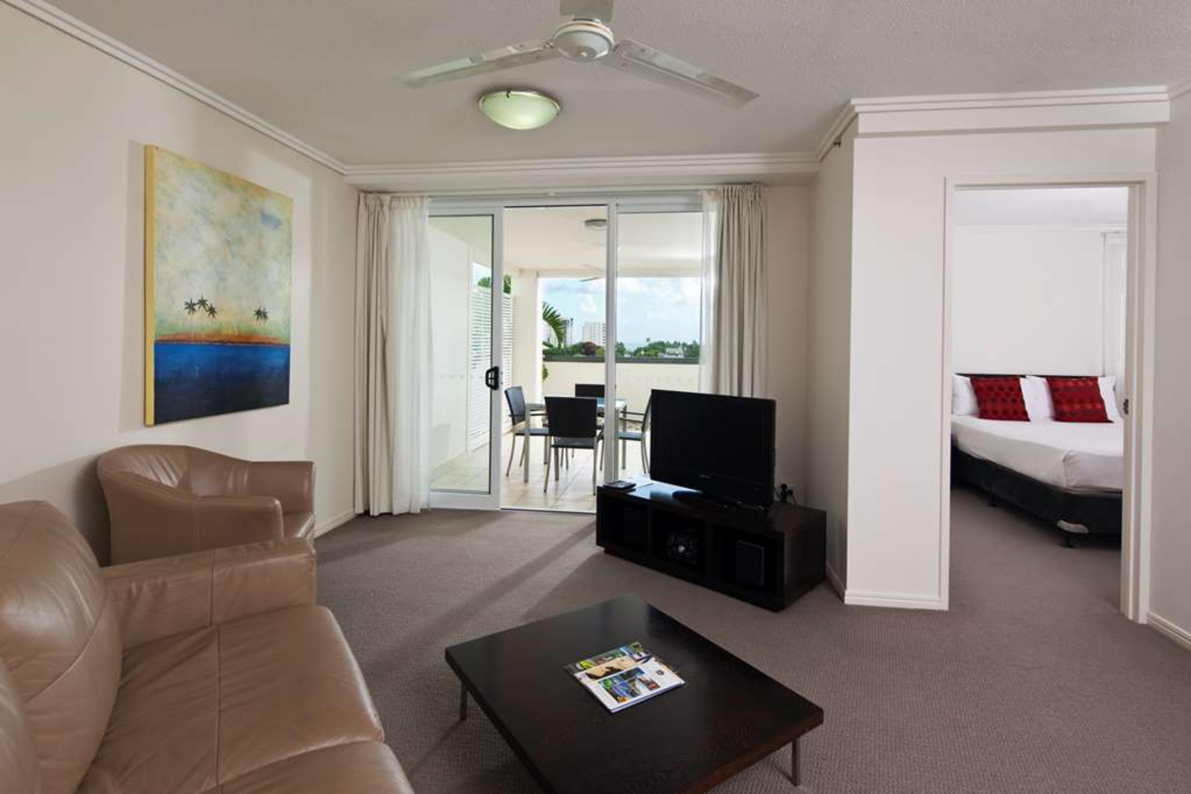 CAIRNS CENTRAL PLAZA APARTMENTS
