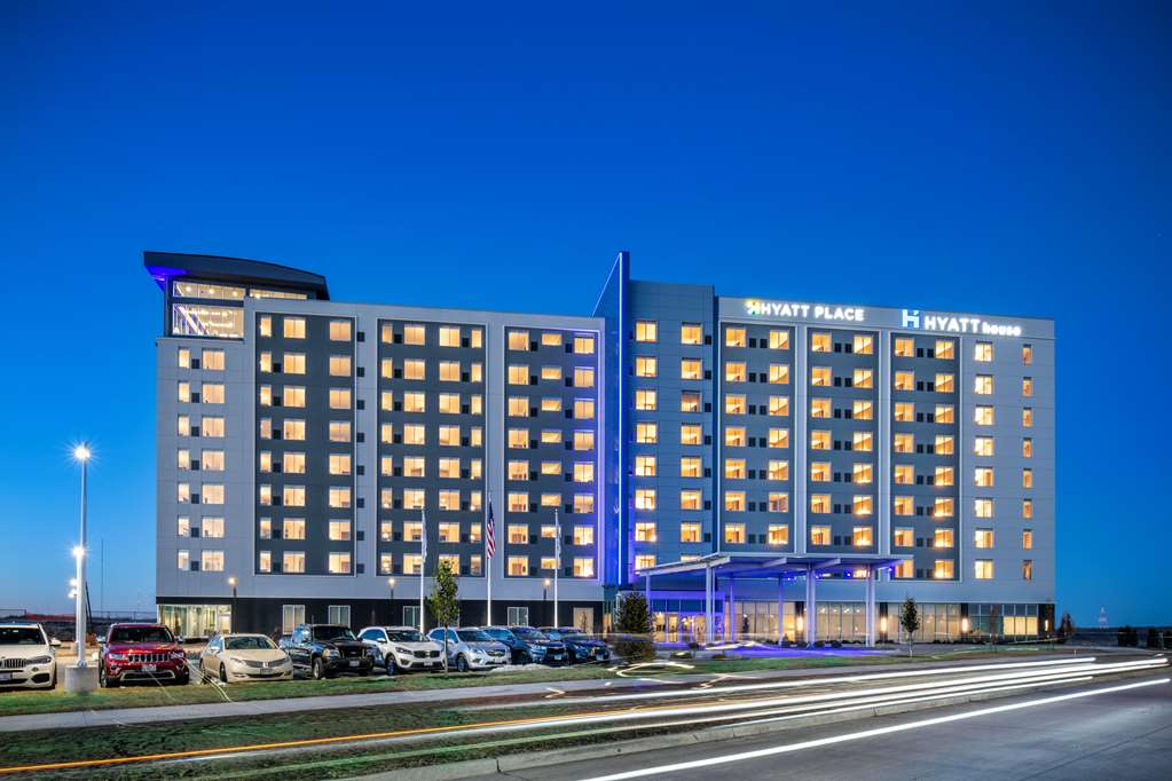 HYATT HOUSE EAST MOLINE/QUAD CITIES