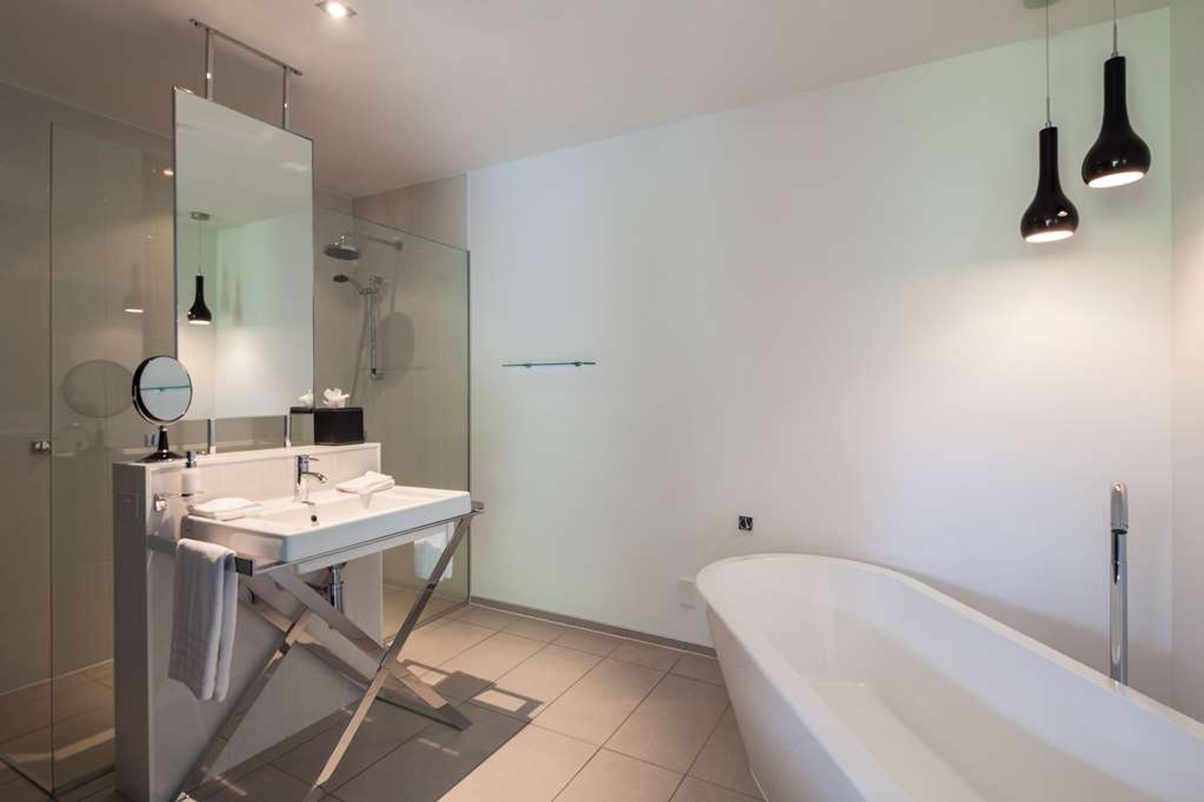 QUEENSTOWN PARK BOUTIQUE HOTEL