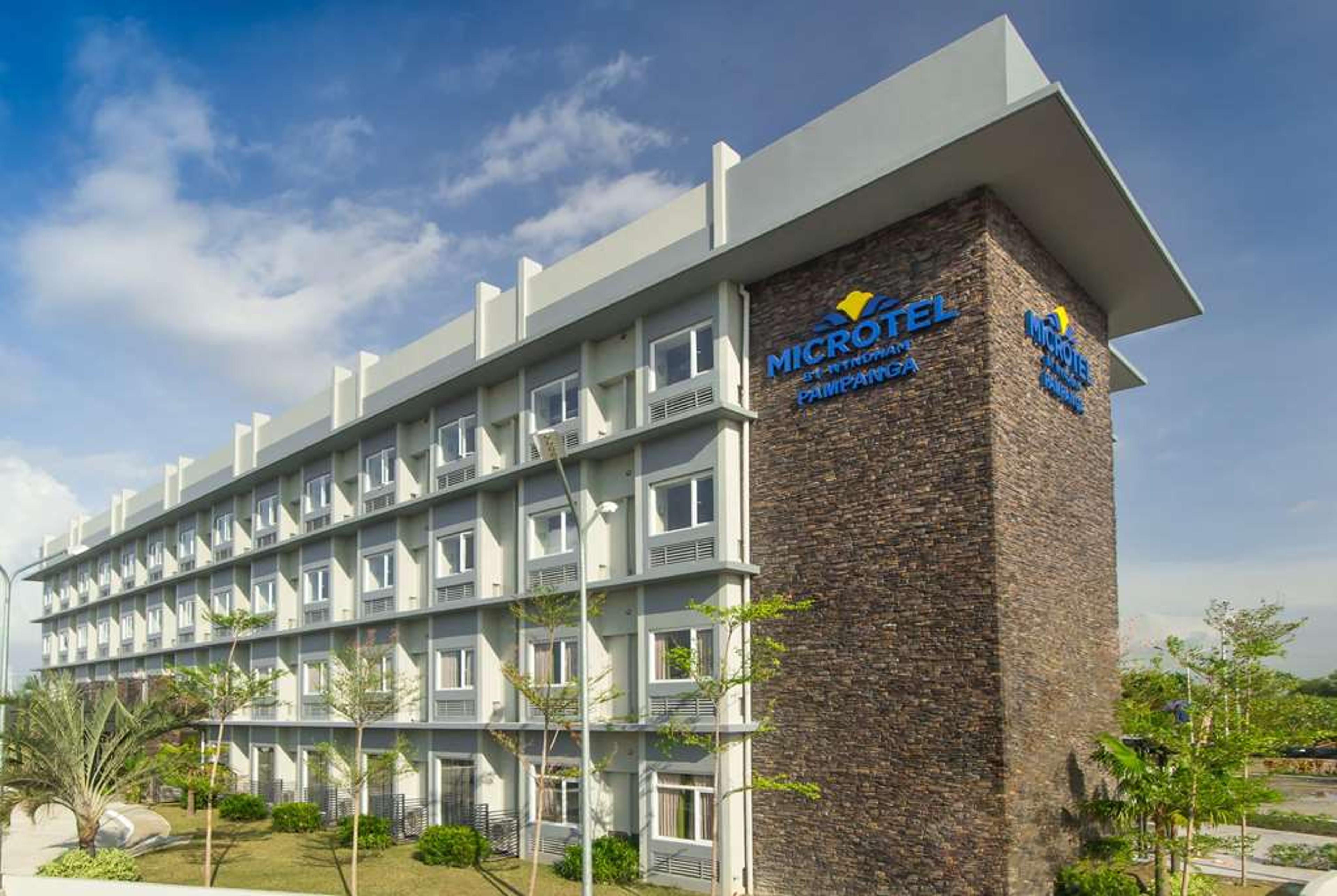 MICROTEL IS SAN FERNANDO