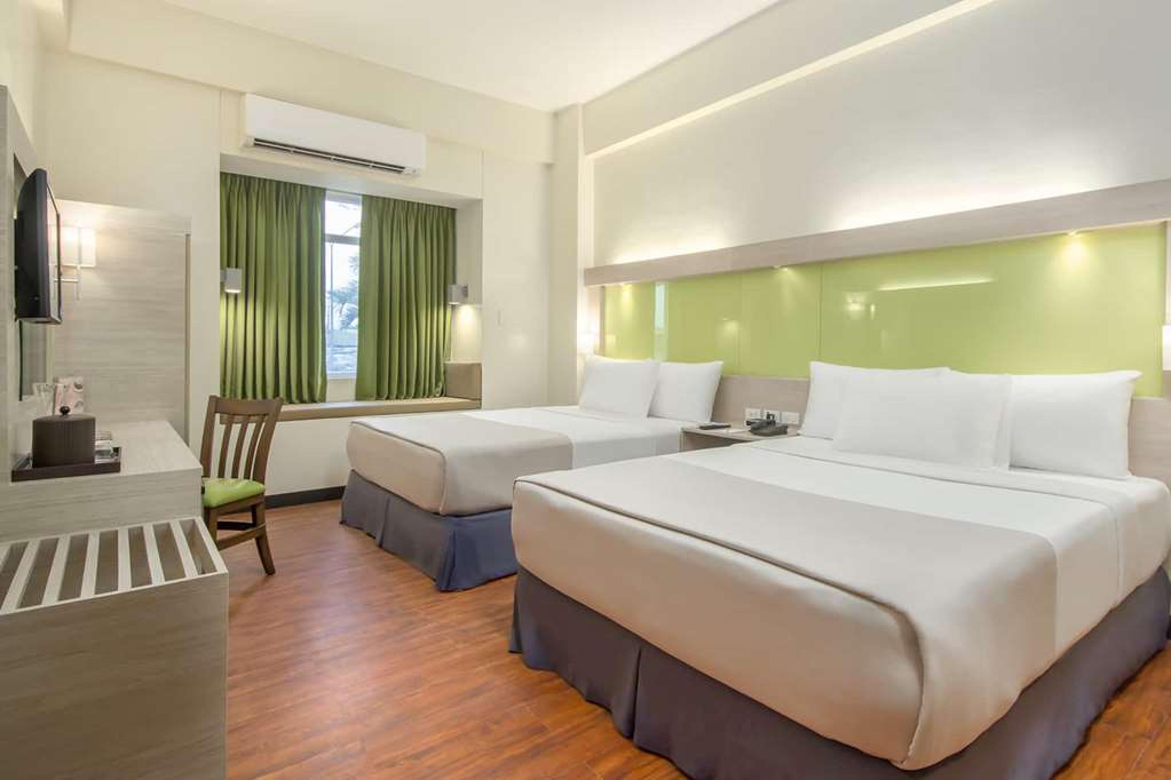 MICROTEL IS SAN FERNANDO