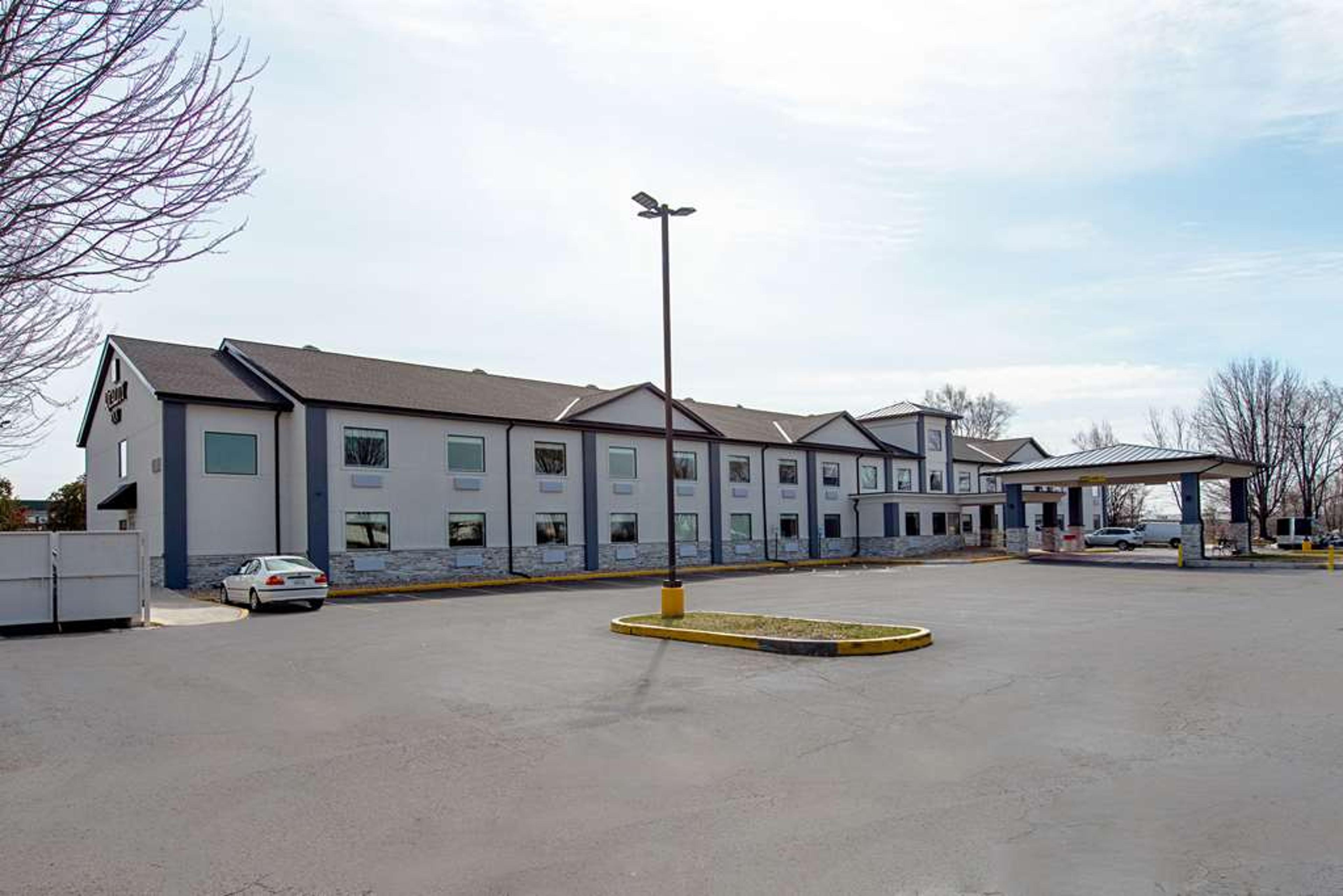 QUALITY INN MISHAWAKA - SOUTH BEND