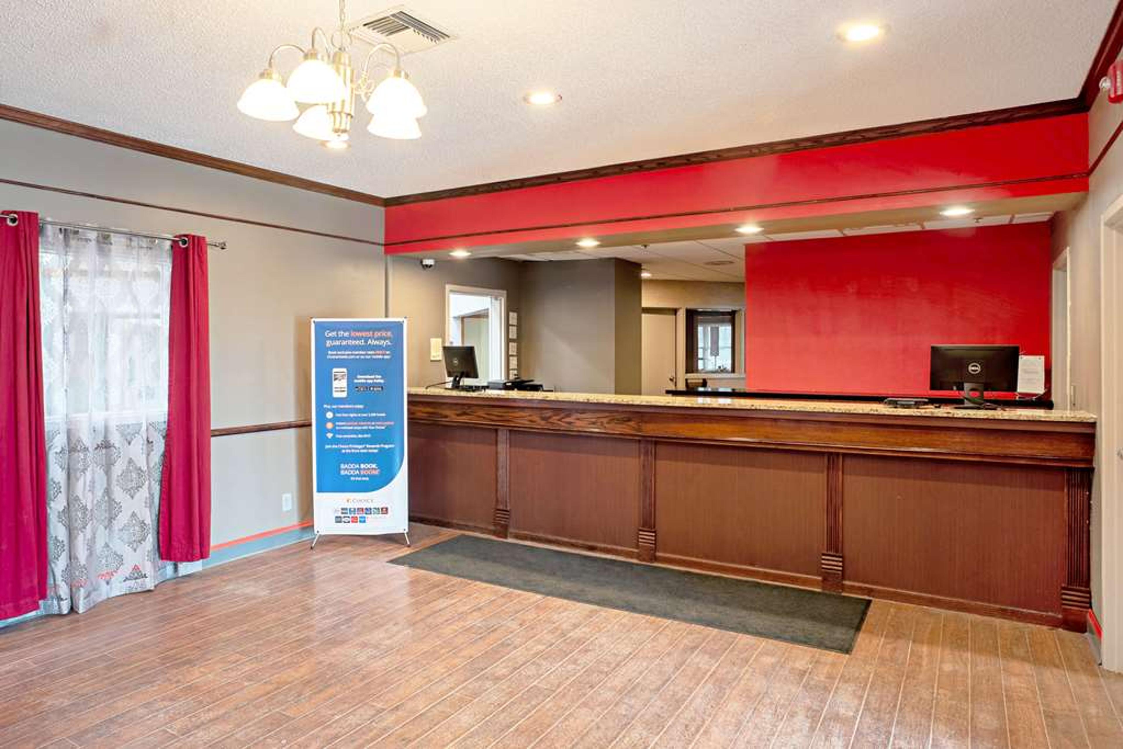 QUALITY INN FRONTIER AT US HWY 30