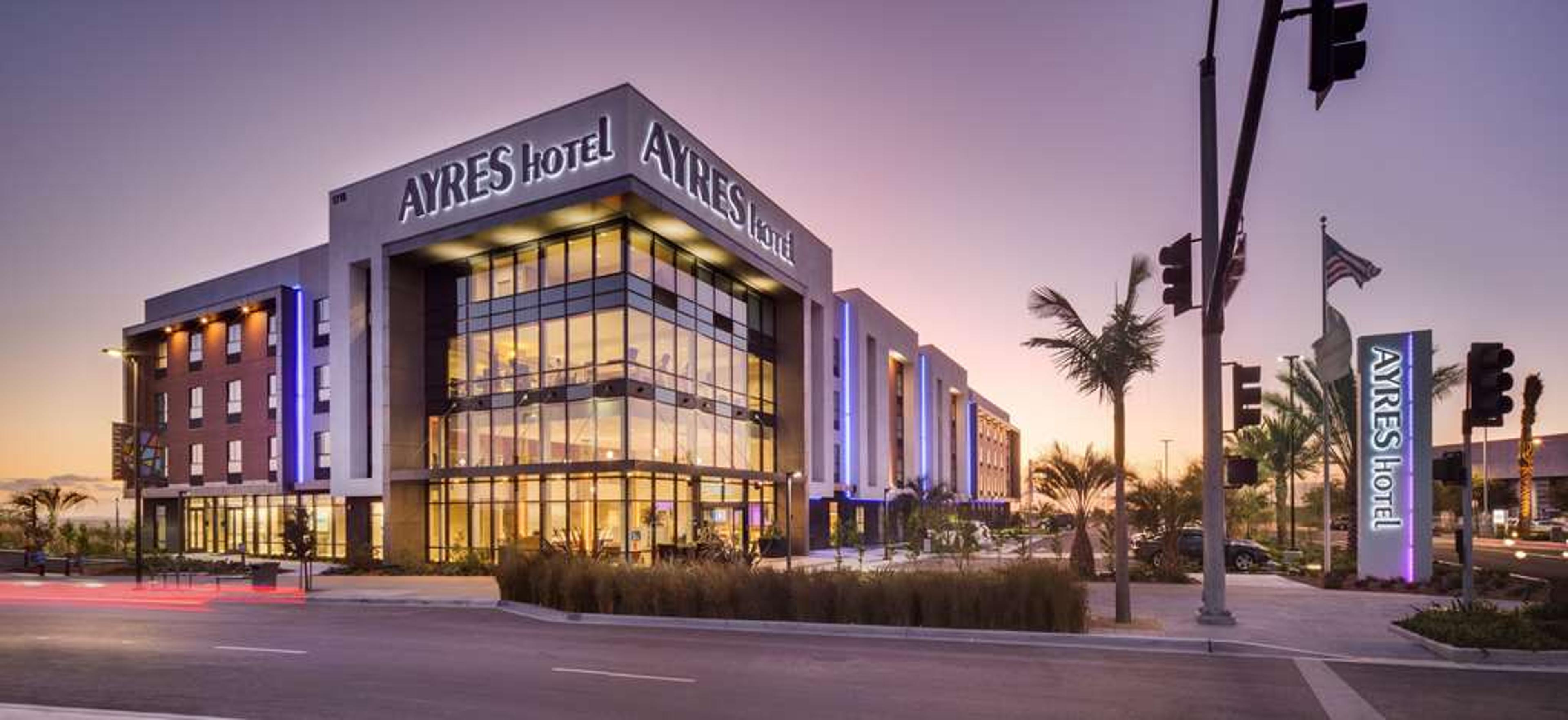 AYRES HOTEL CHULA VISTA