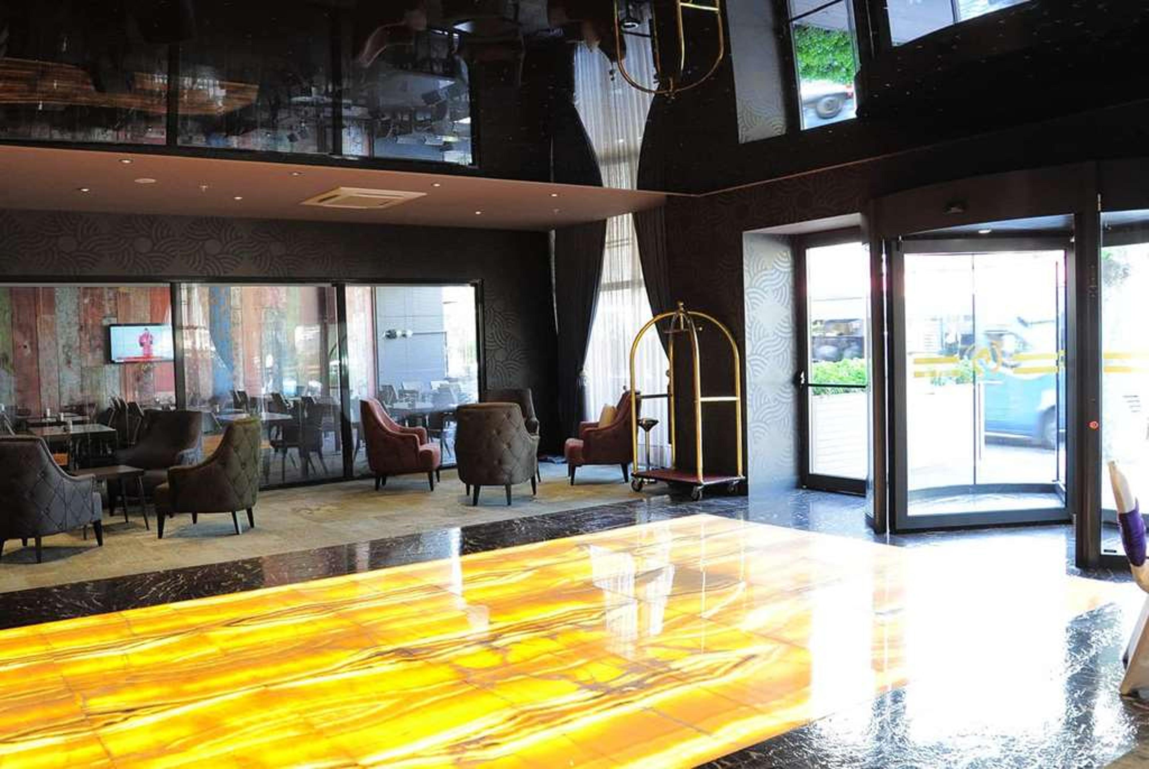 Hotel Photo 2