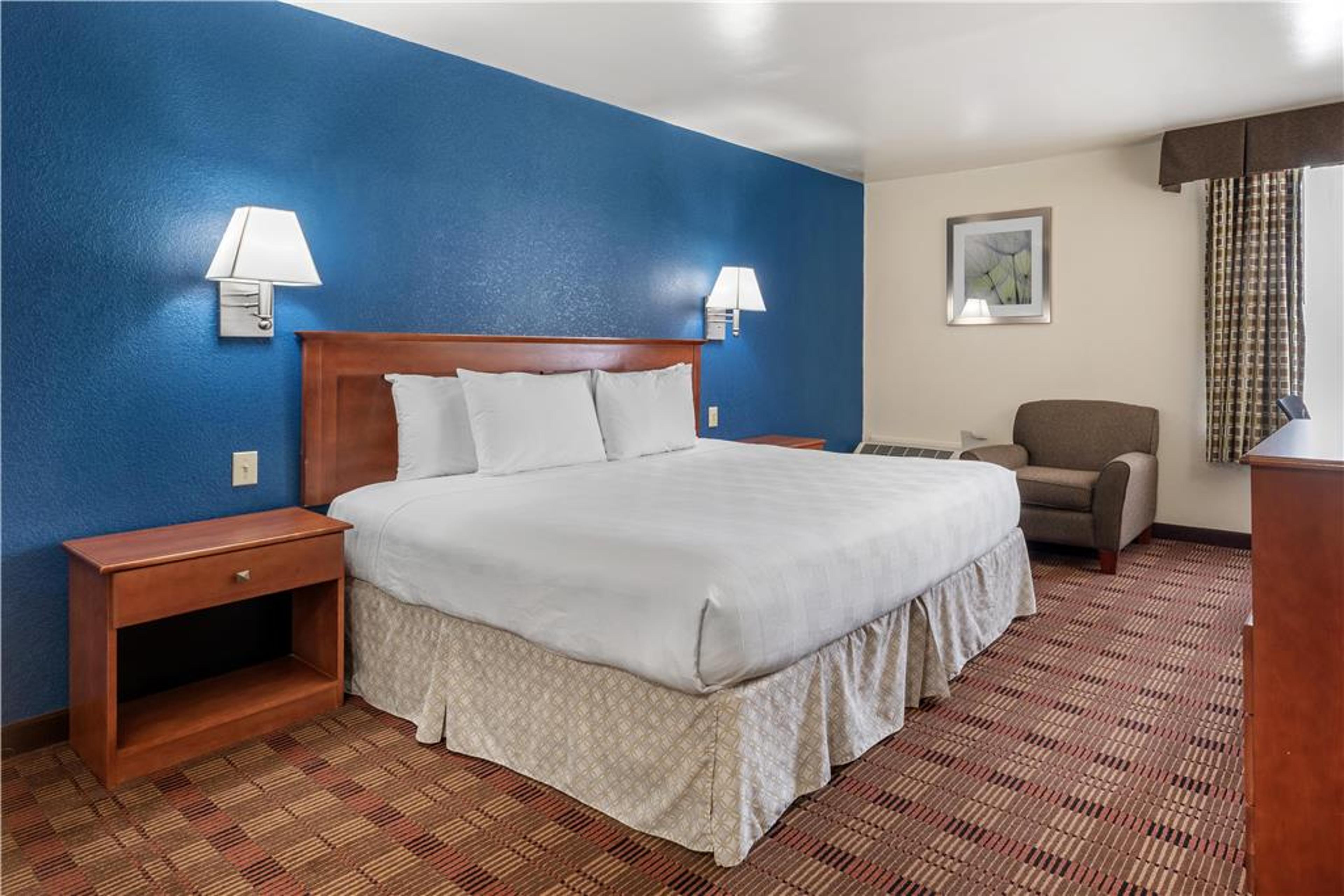 SureStay by Best Western East Brunswick