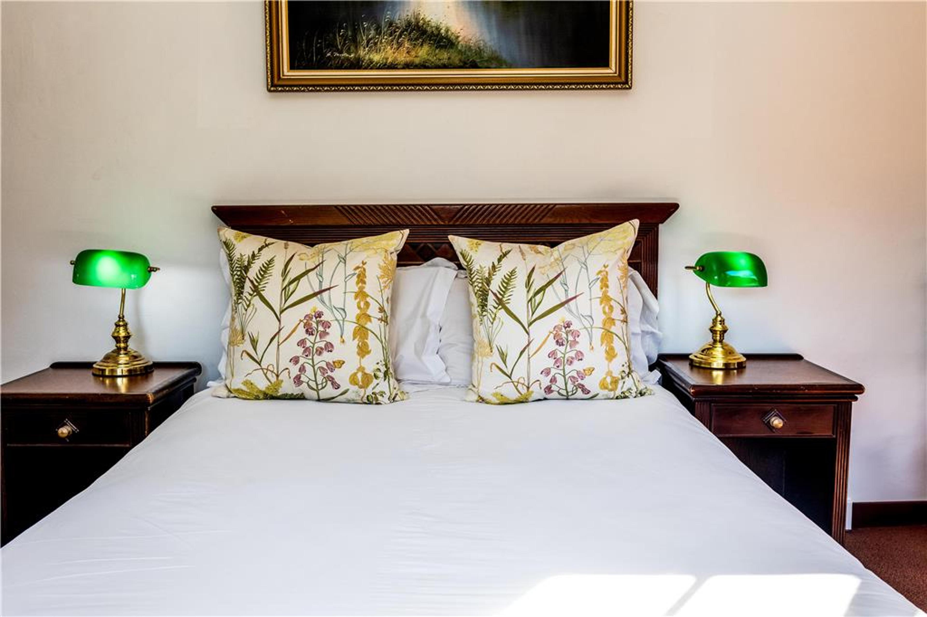 PREMIER HOTEL HIMEVILLE ARMS