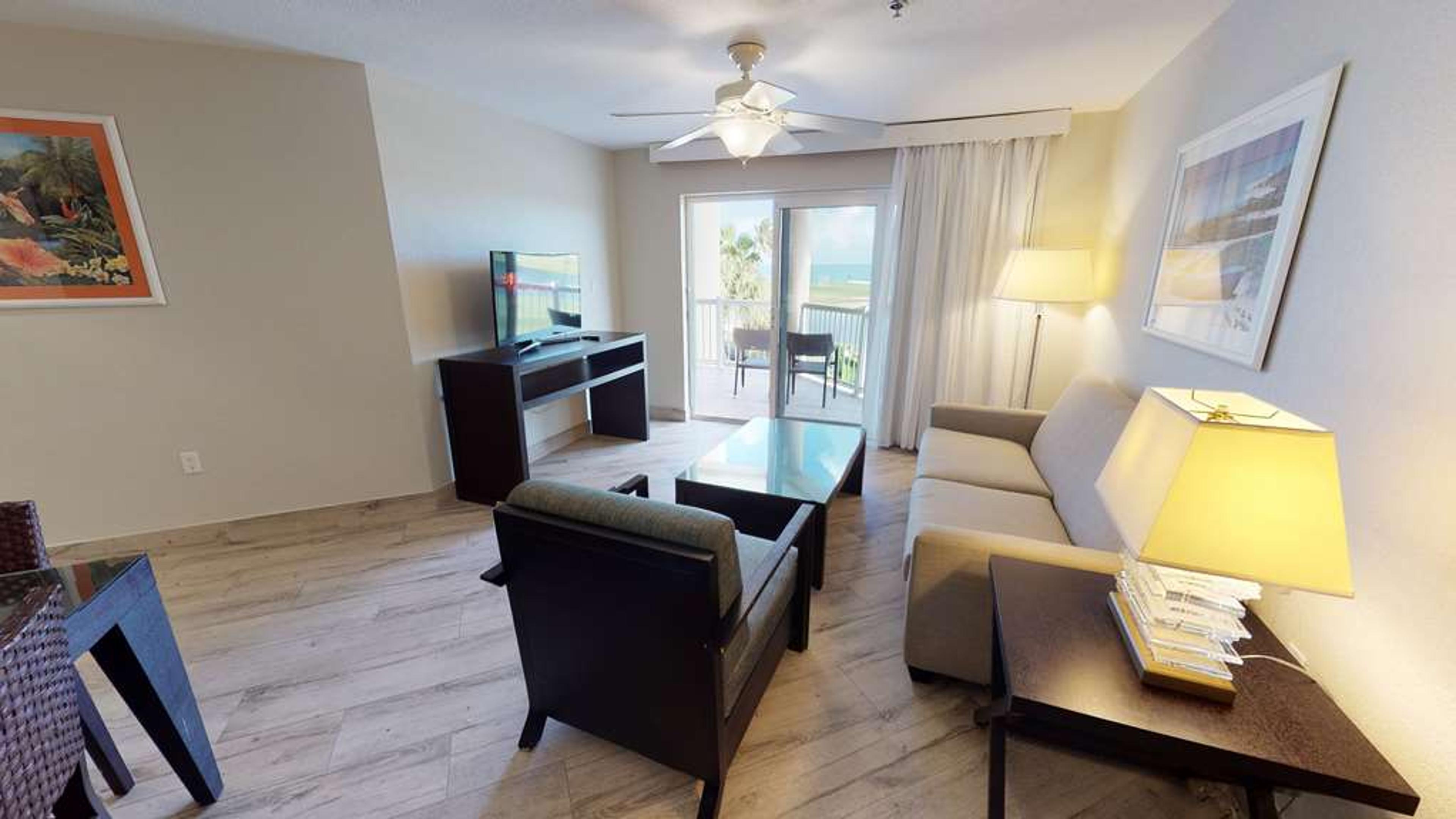 THE GRAND CAYMANIAN RESORT