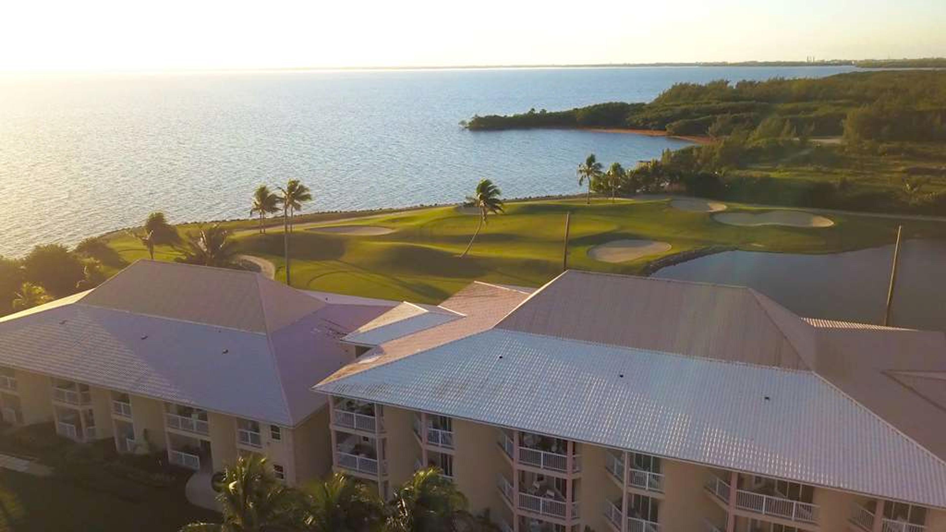THE GRAND CAYMANIAN RESORT