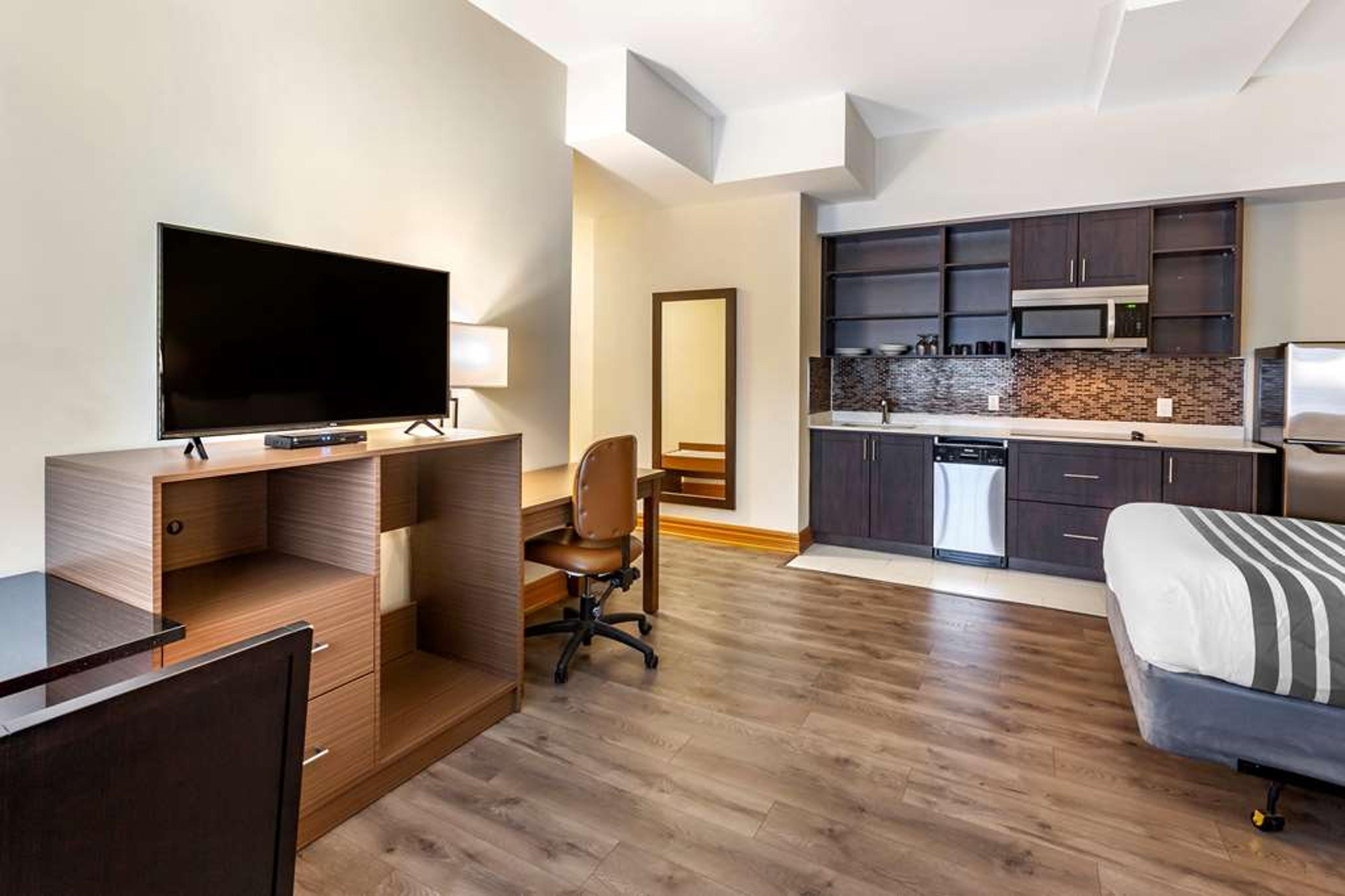 SureStay Plus by Best Western Kincardine