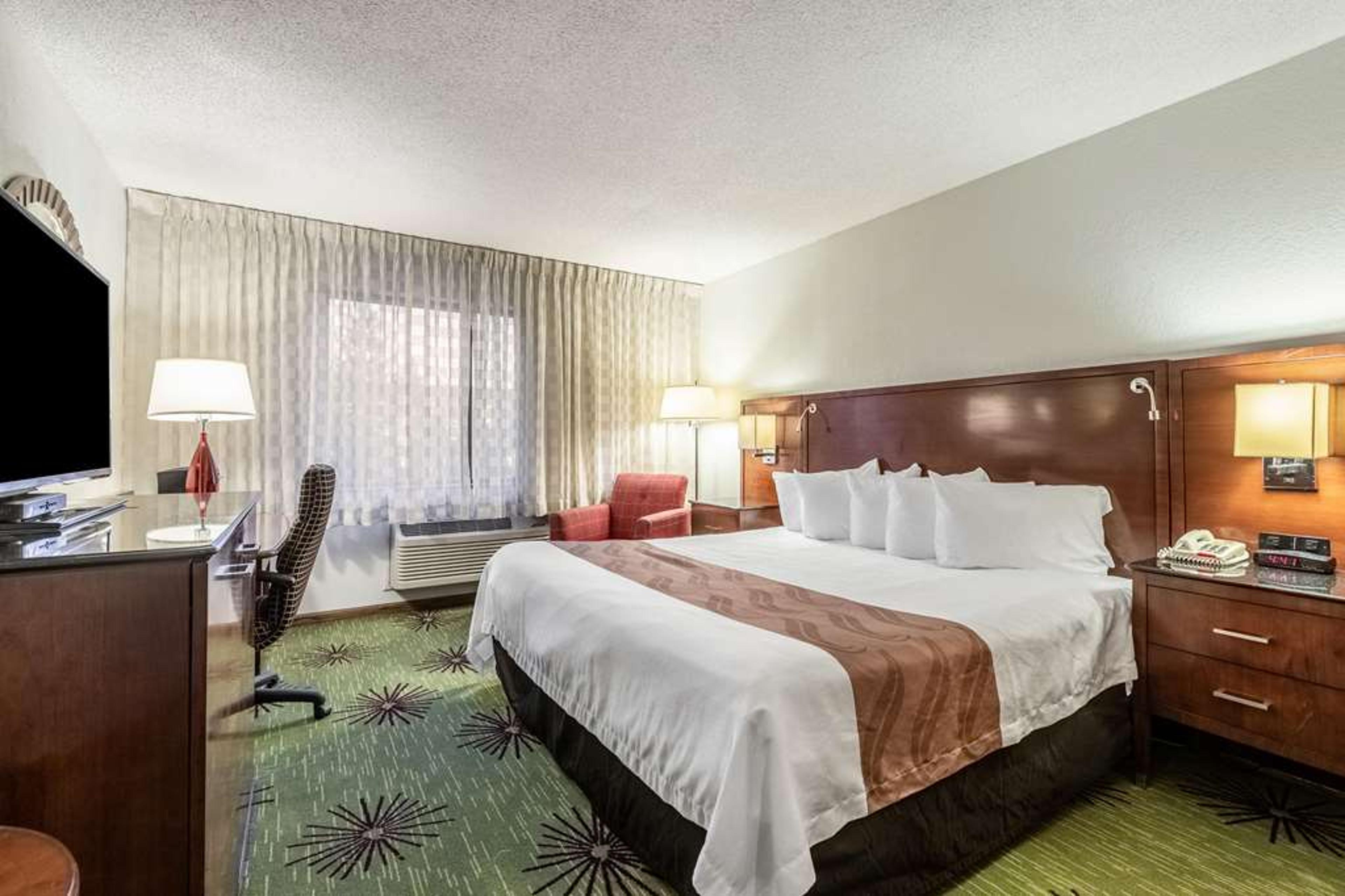 QUALITY INN AND SUITES ALBERT LEA