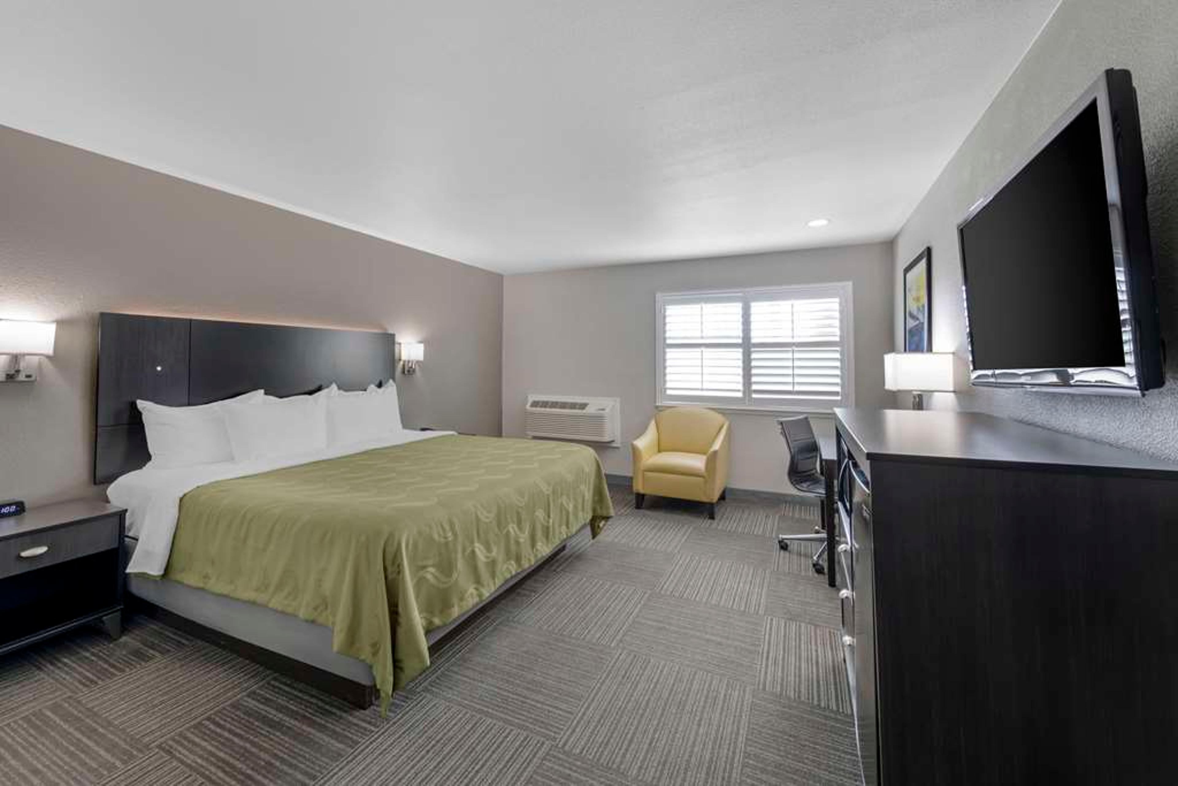 QUALITY INN KETTLEMAN CITY NEAR HWY