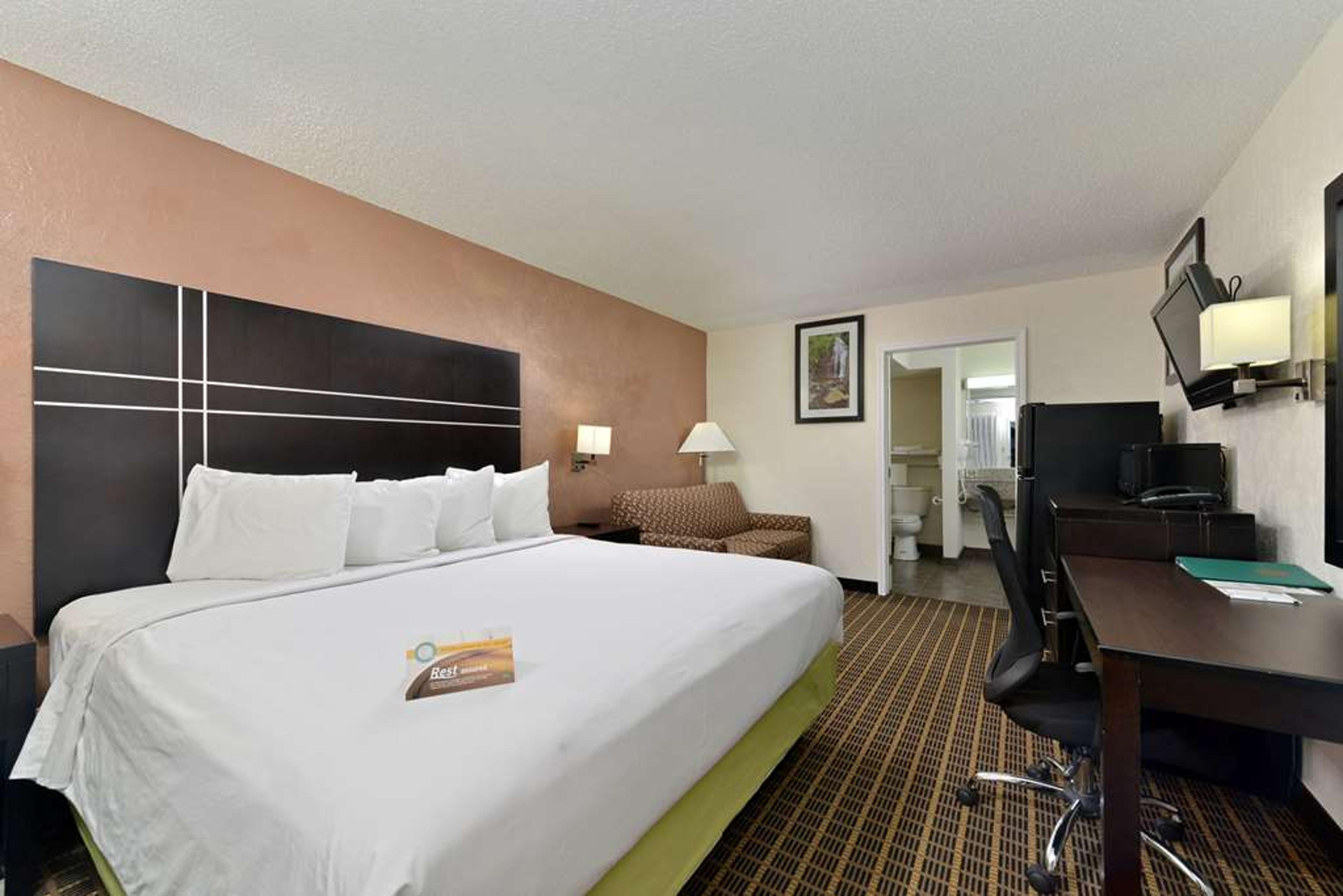 QUALITY INN GONZALES