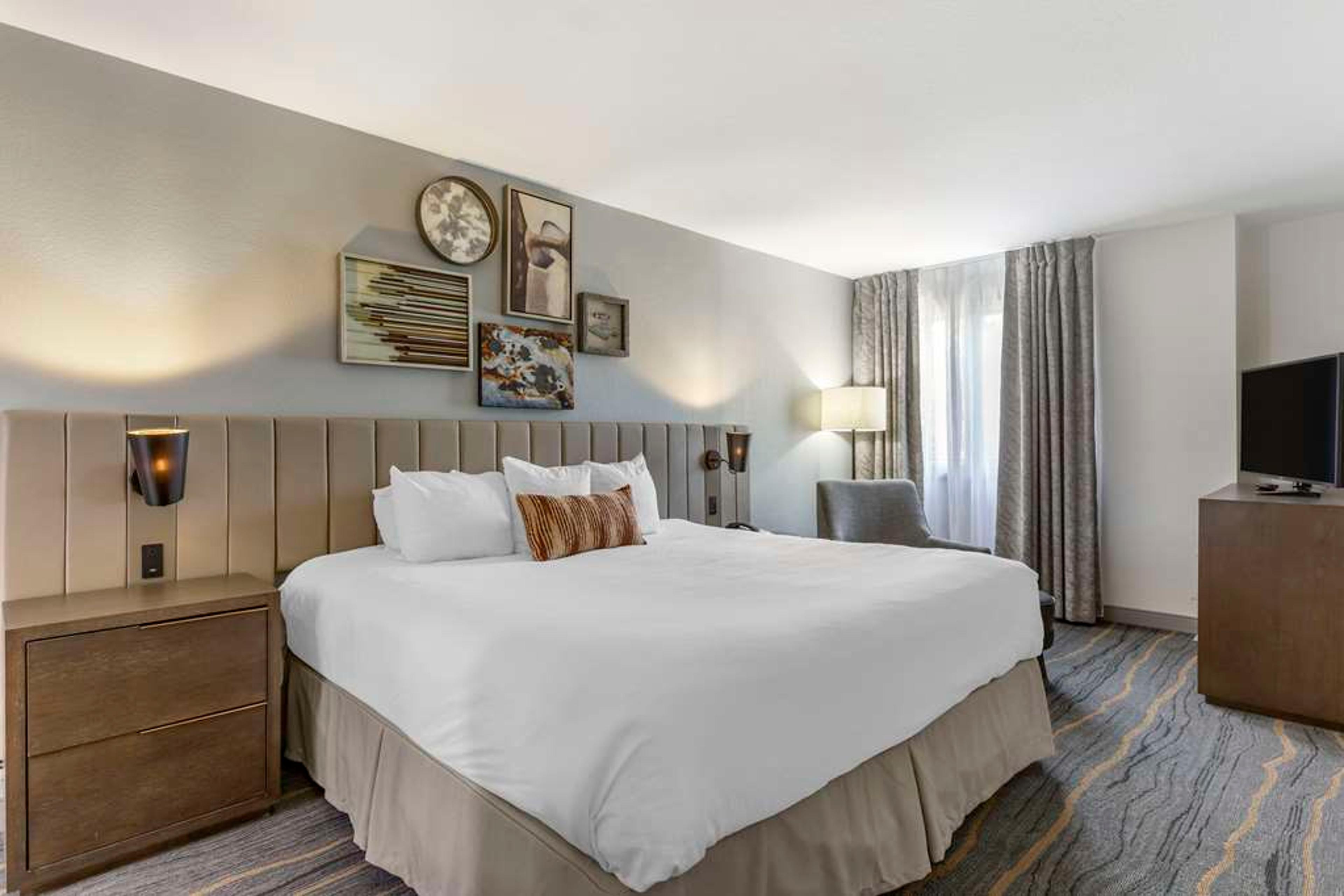 WINDMILL SUITES SURPRISE - PHOENIX