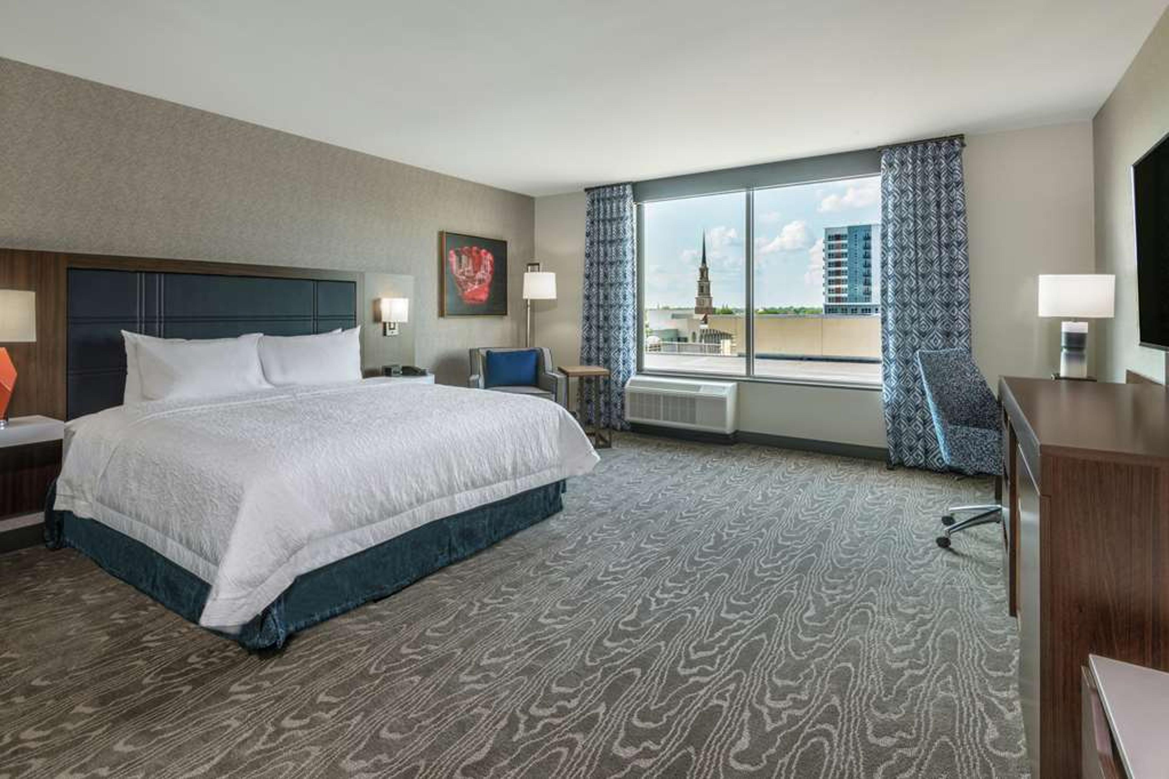 HIS FORT WAYNE DOWNTOWN