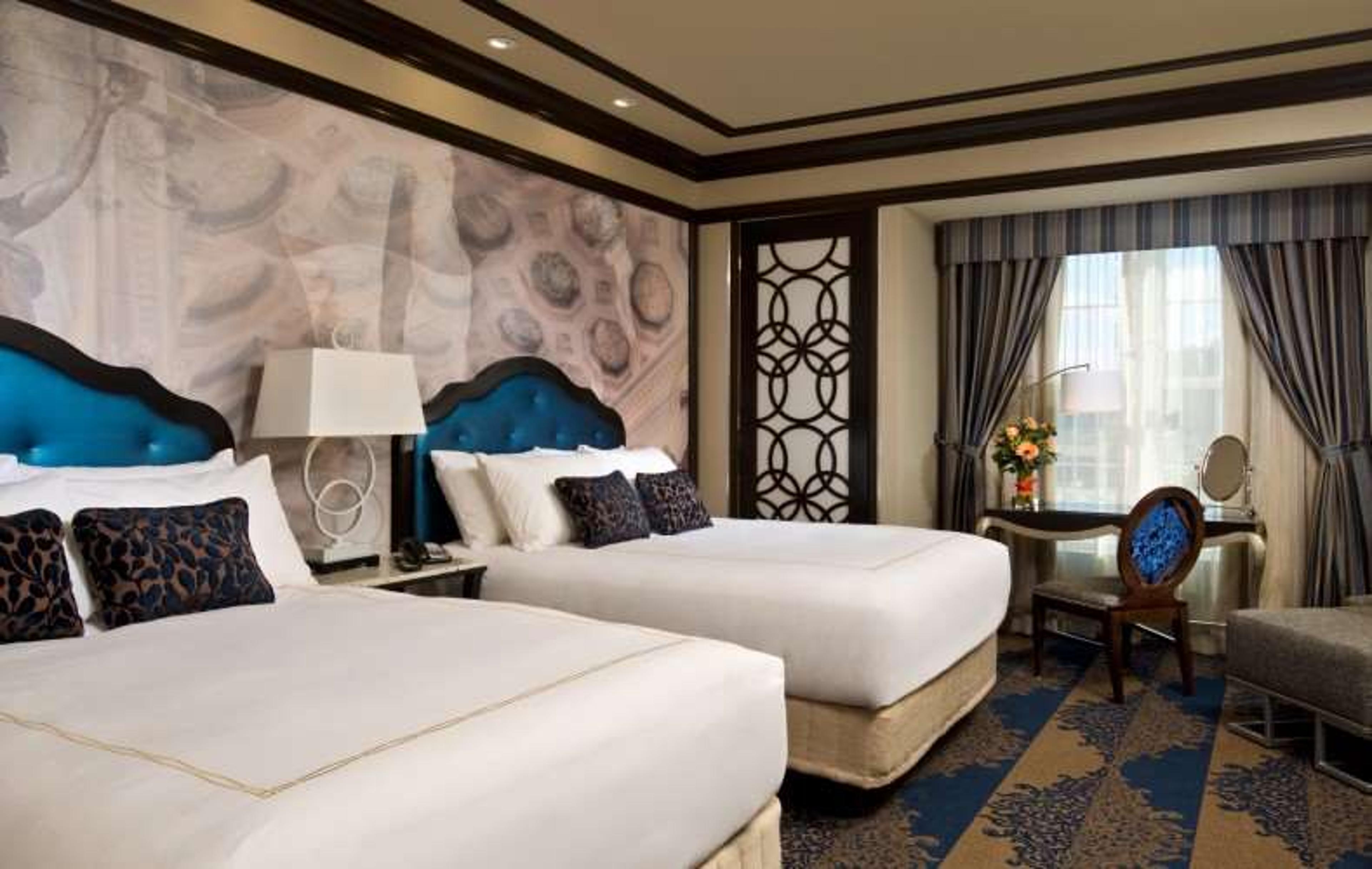 SARATOGA CASINO HOTEL