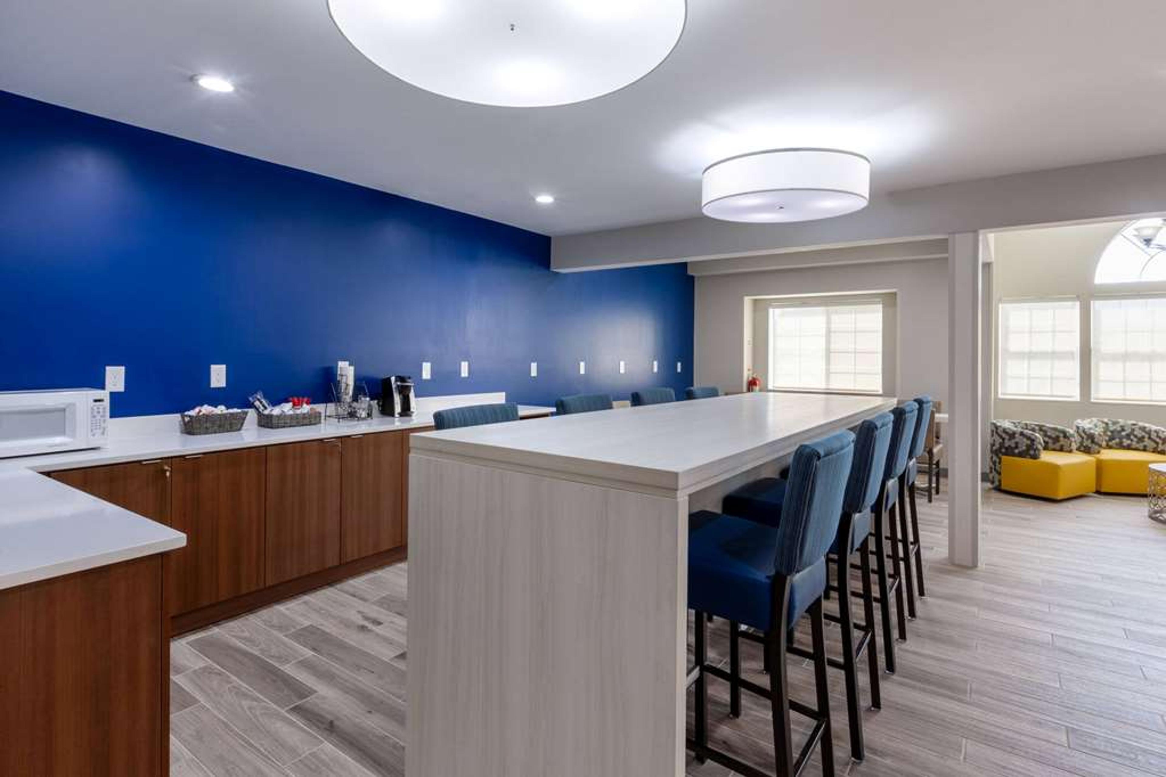 MICROTEL INN & SUITES BY WYNDHAM SU