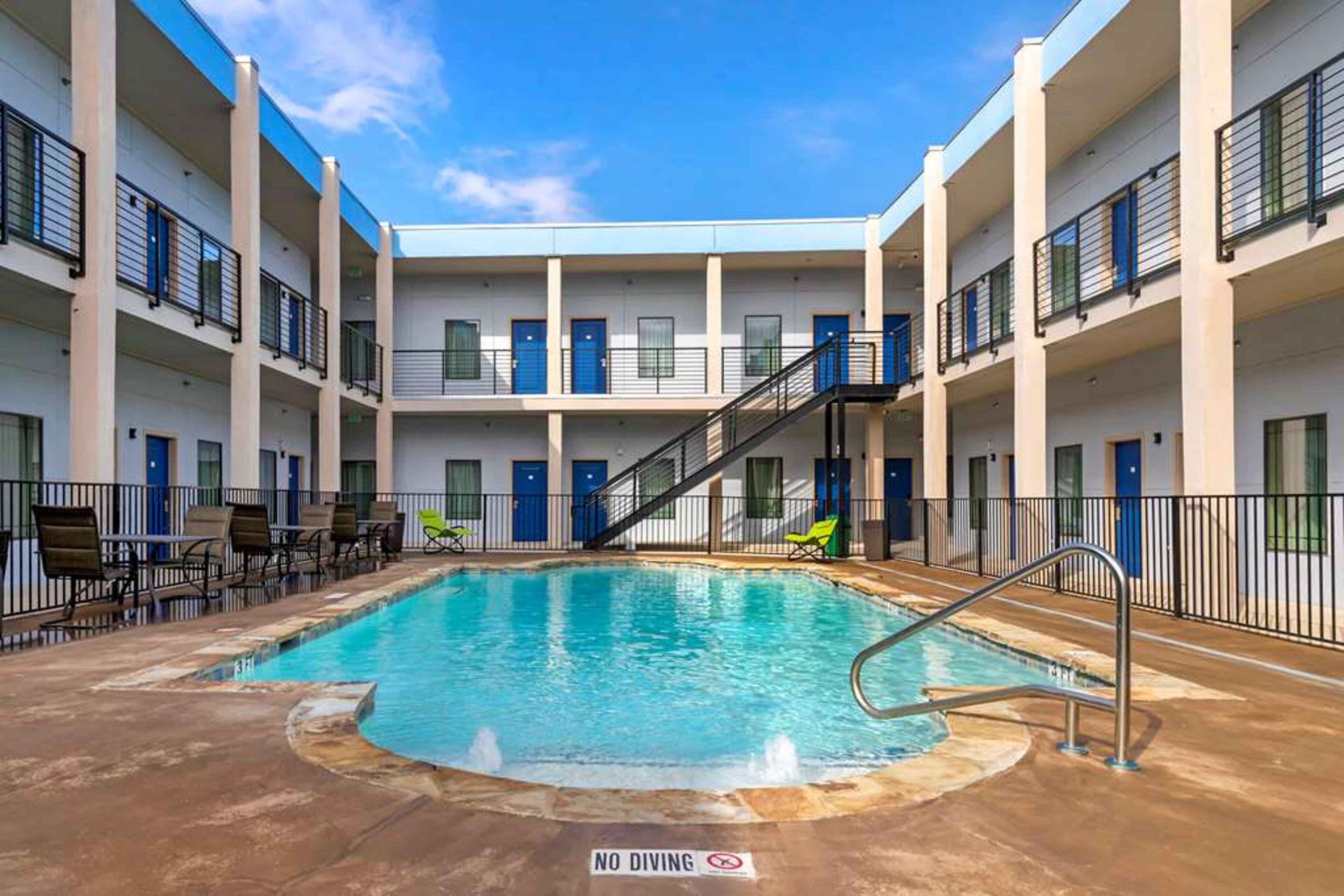 Hotel Photo 3