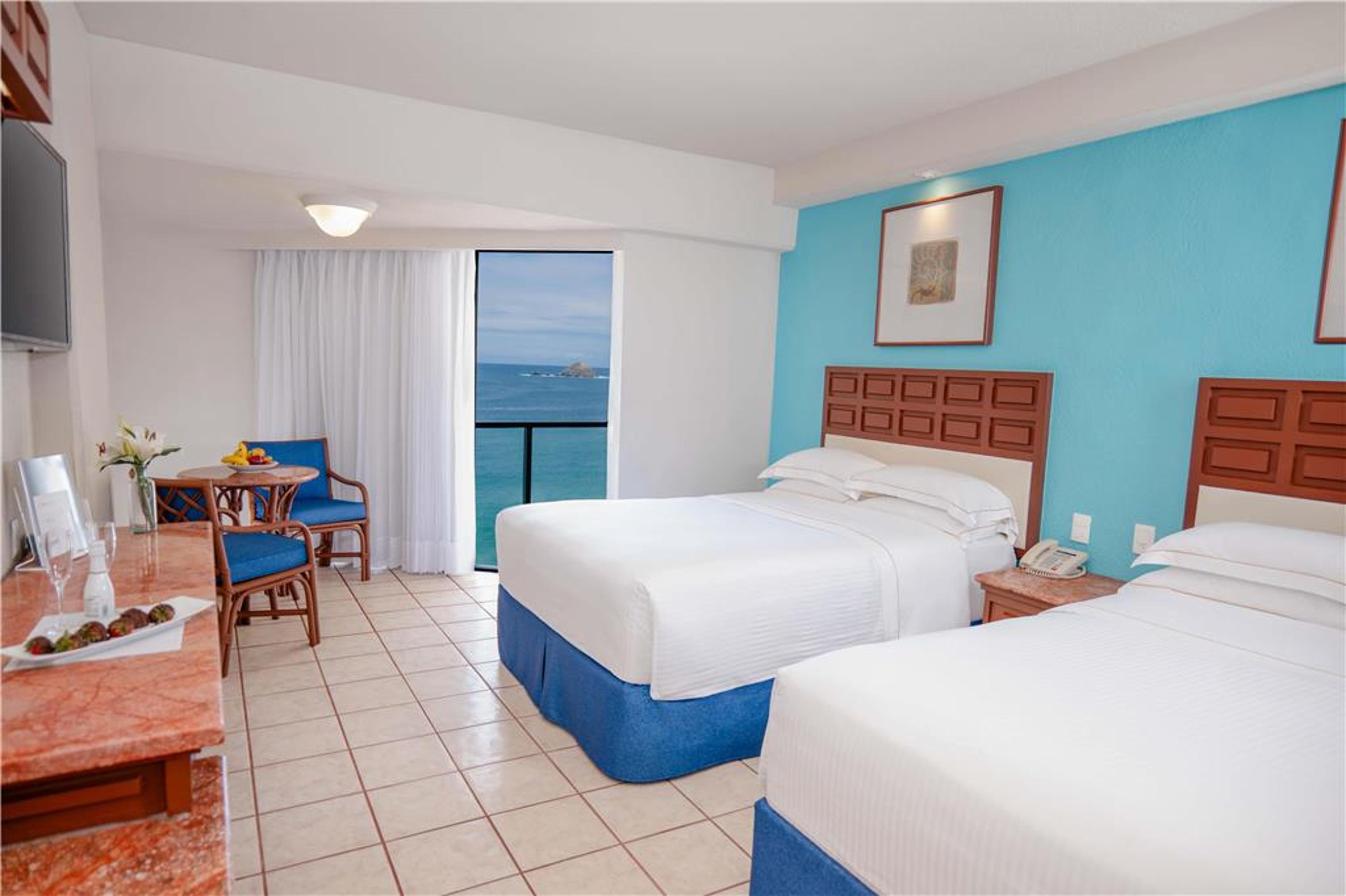 BARCELO IXTAPA