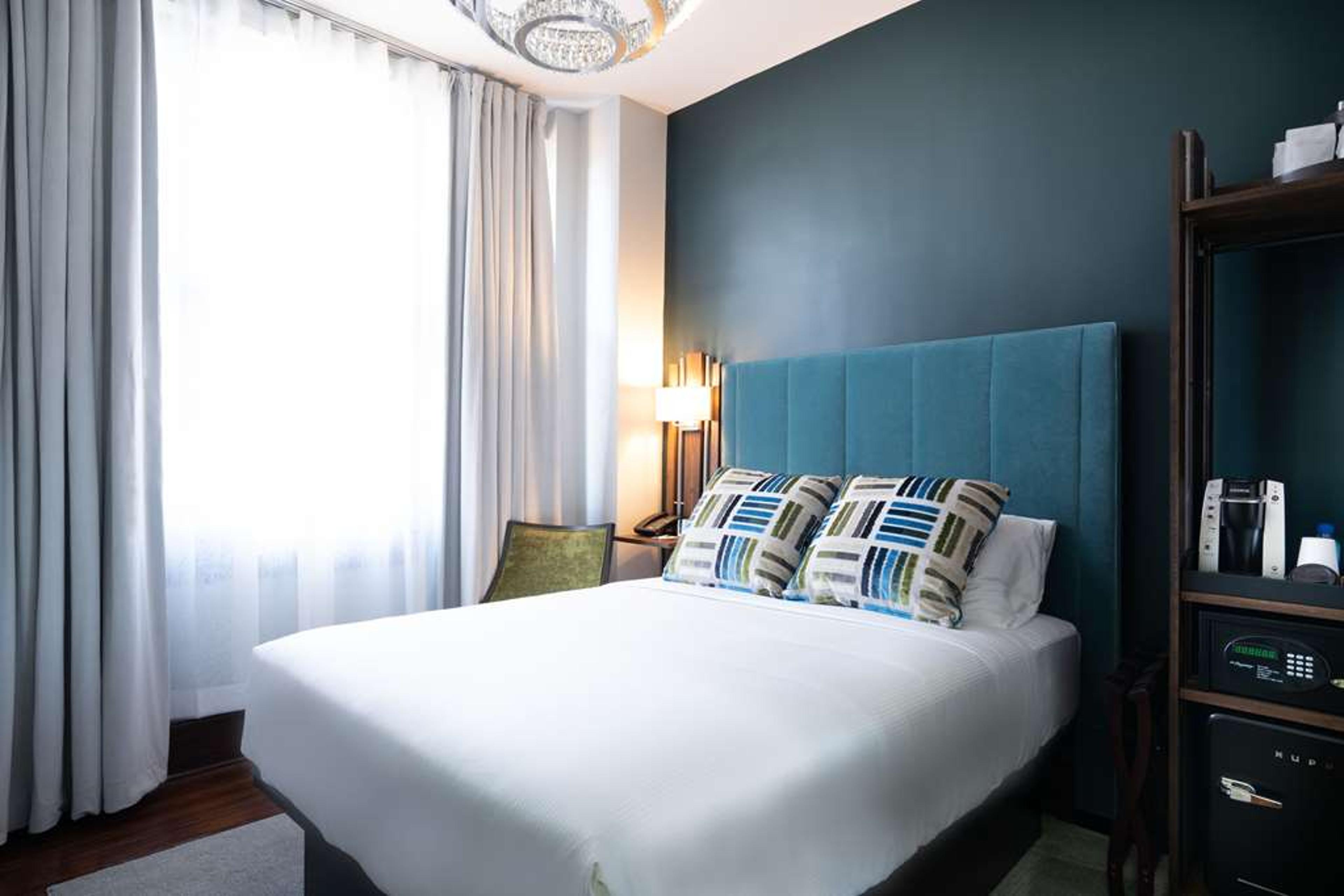 THE ESQUIRE HOTEL DOWNTOWN GASTONIA