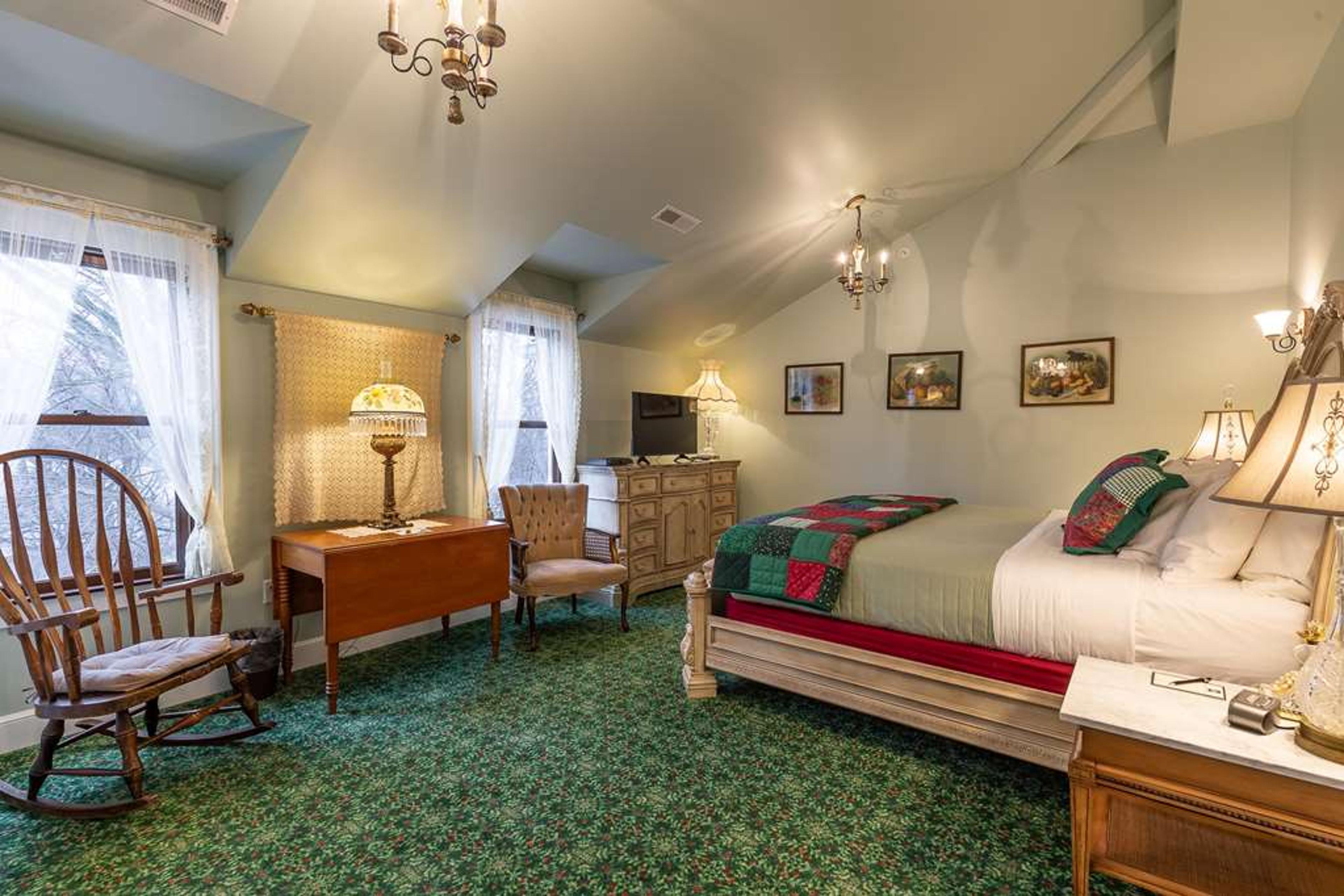 Steele Mansion Inn