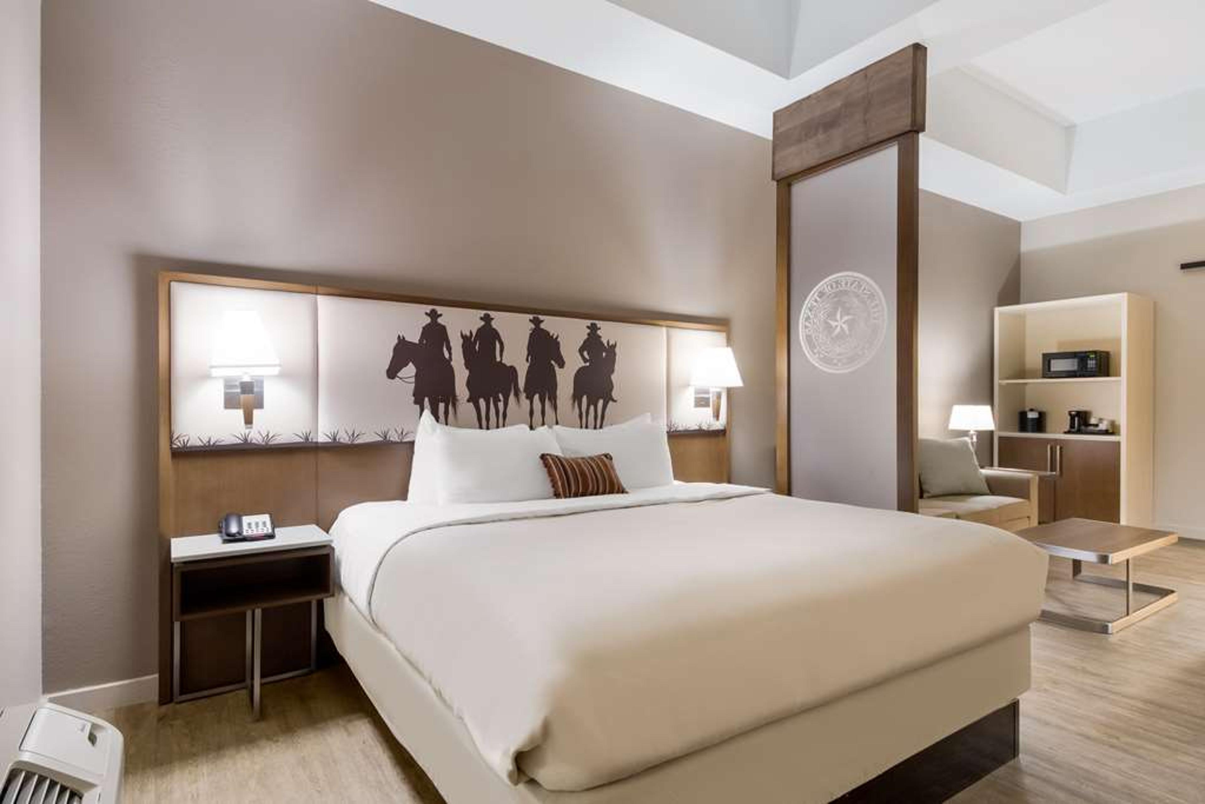Best Western Bandera Suites & Saloon