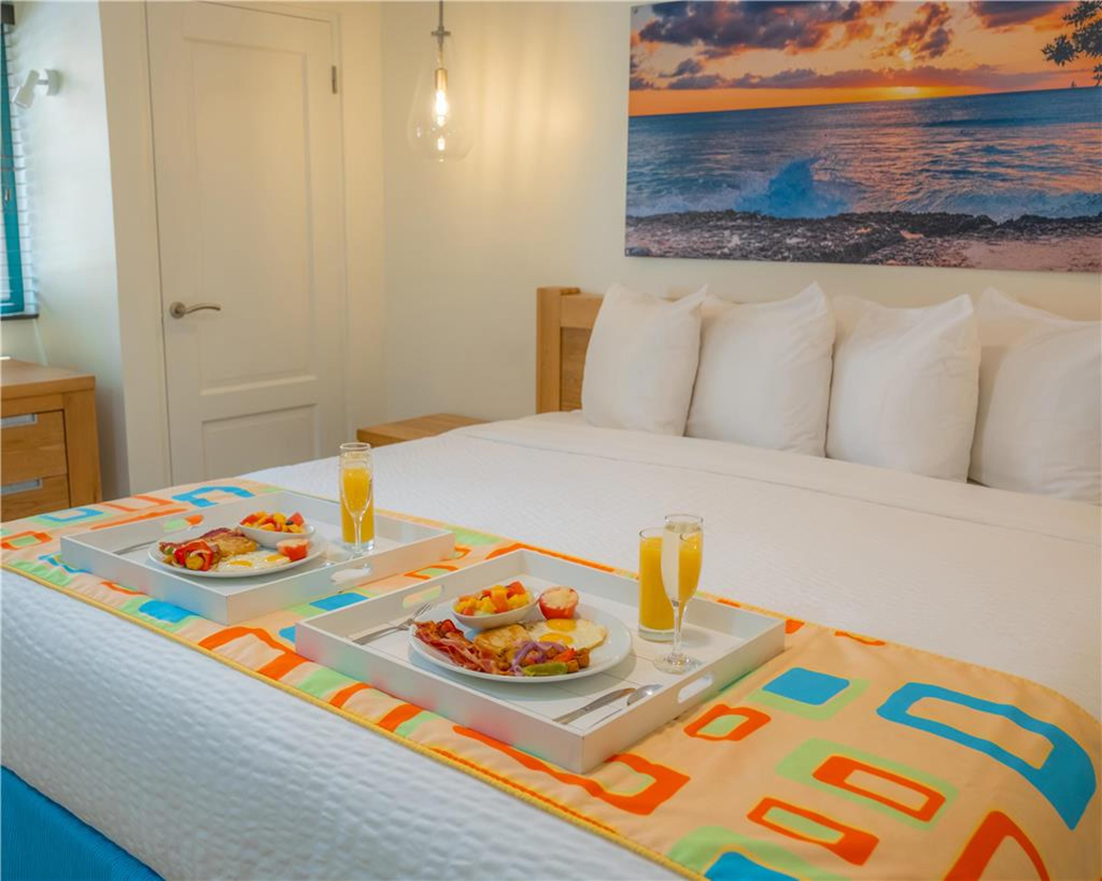 AMSTERDAM MANOR BEACH RESORT