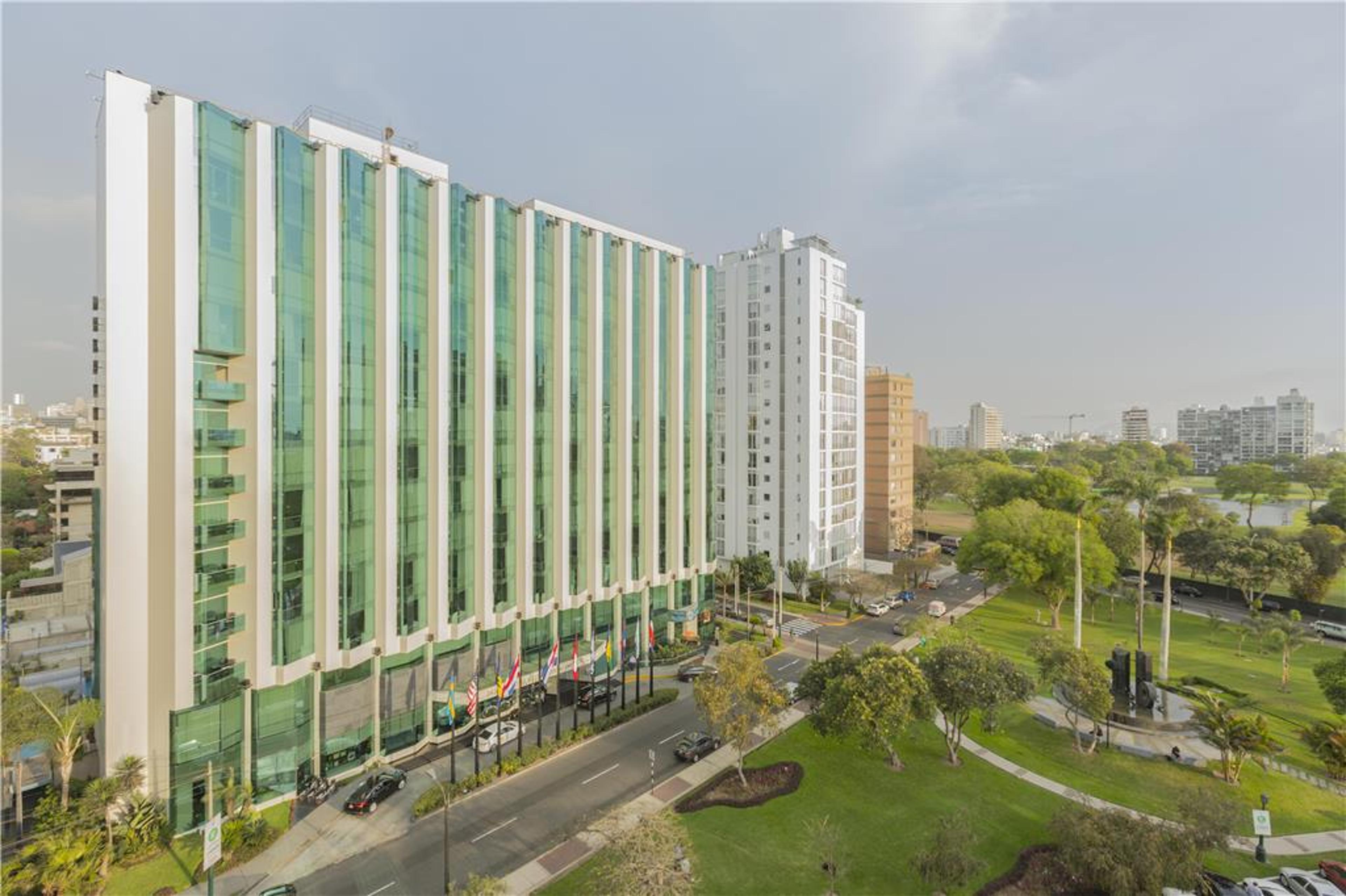 Delfines Hotel and Convention