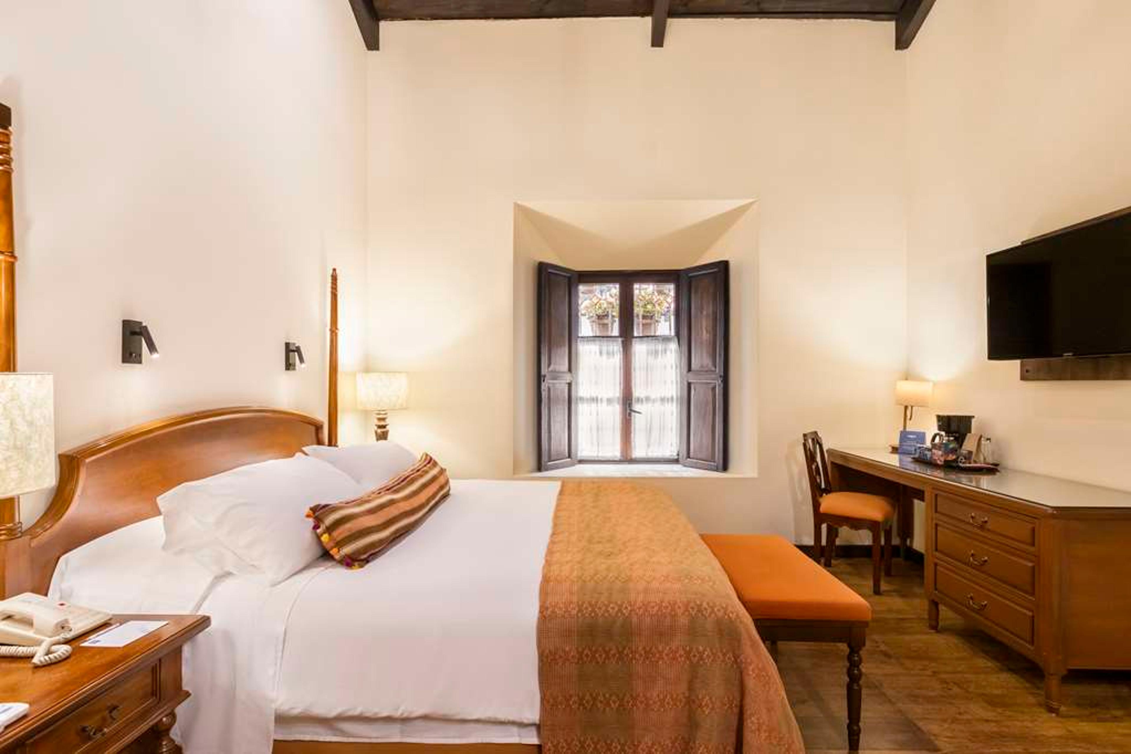 Porta Hotel Antigua
