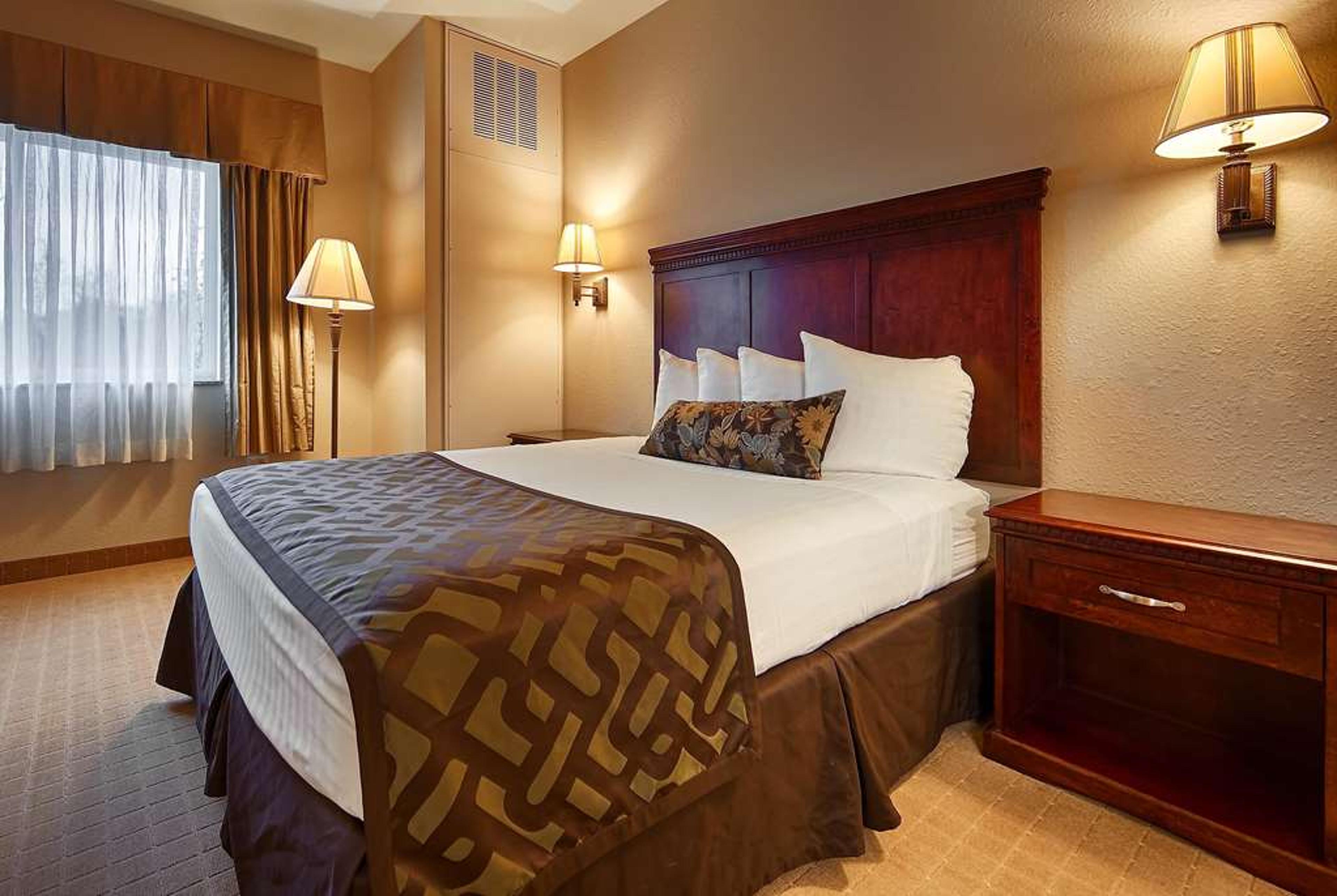 THE MONTCLER HOTEL, TRADEMARK COLLE