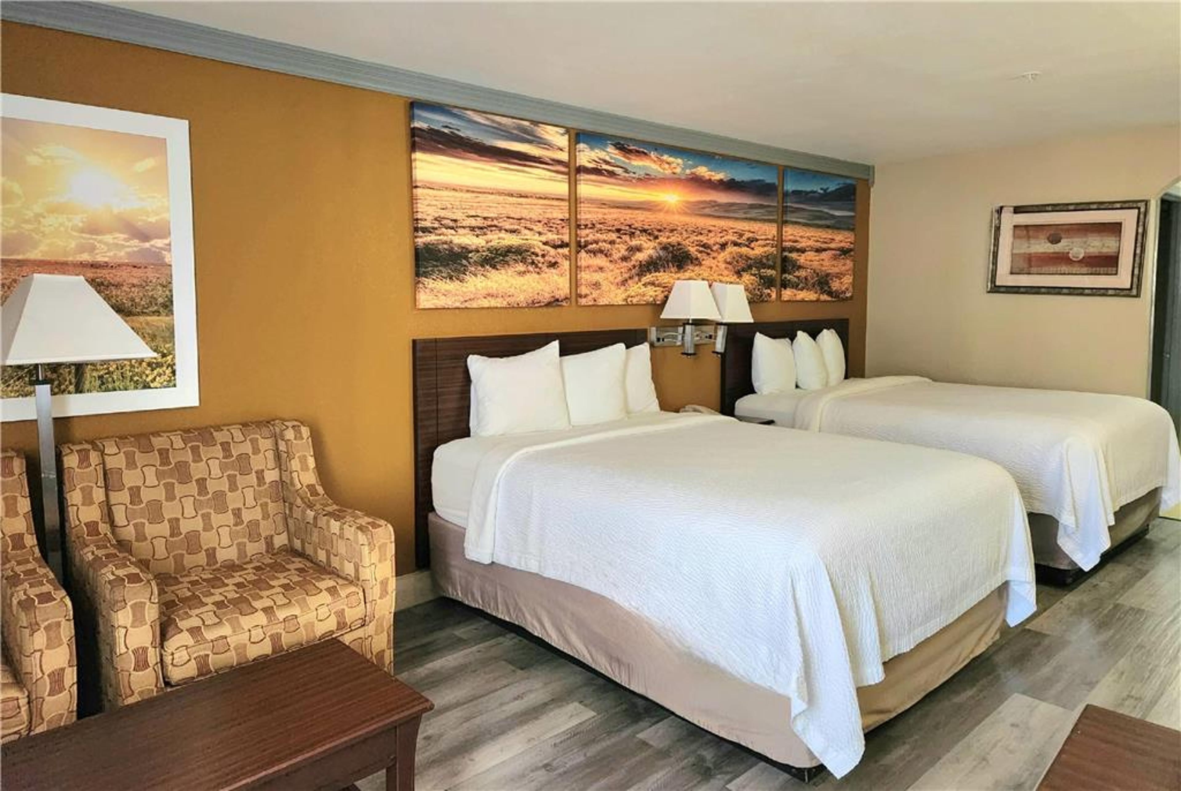 DAYS INN BY WYNDHAM ROSENBERG