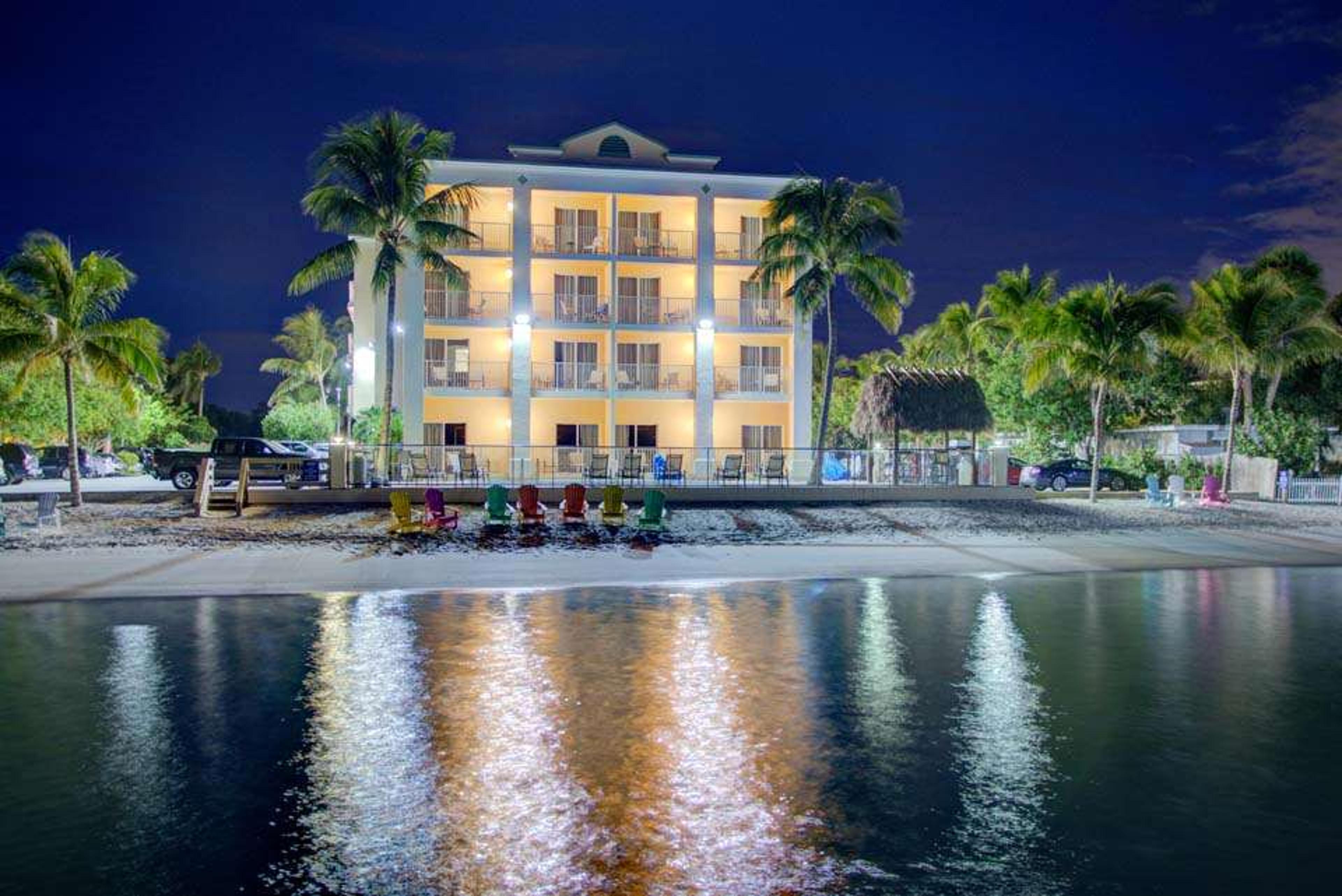 Hutchinson Island Plaza Hotel and Suites