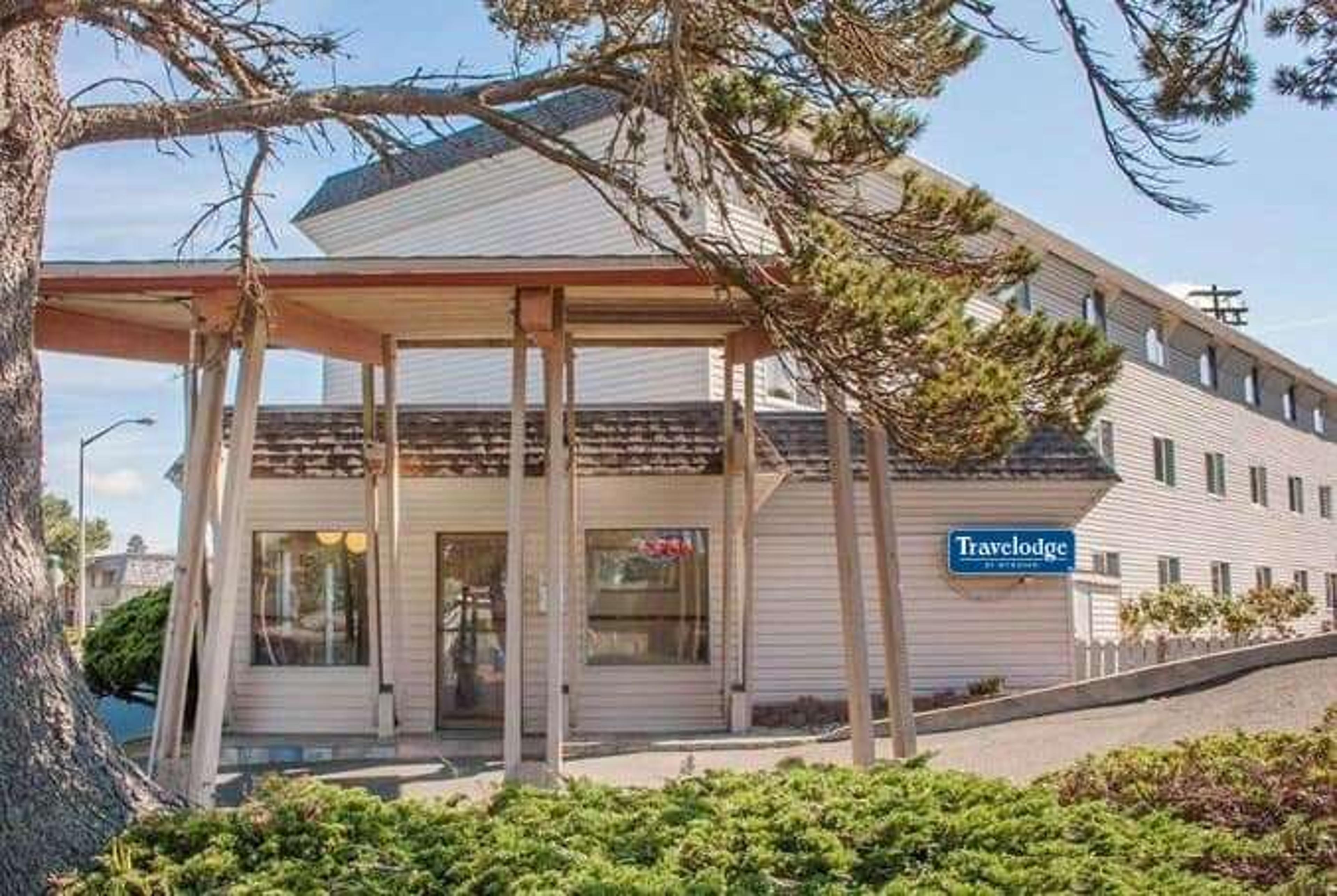 COASTAL INN BY OYO LINCOLNCITY