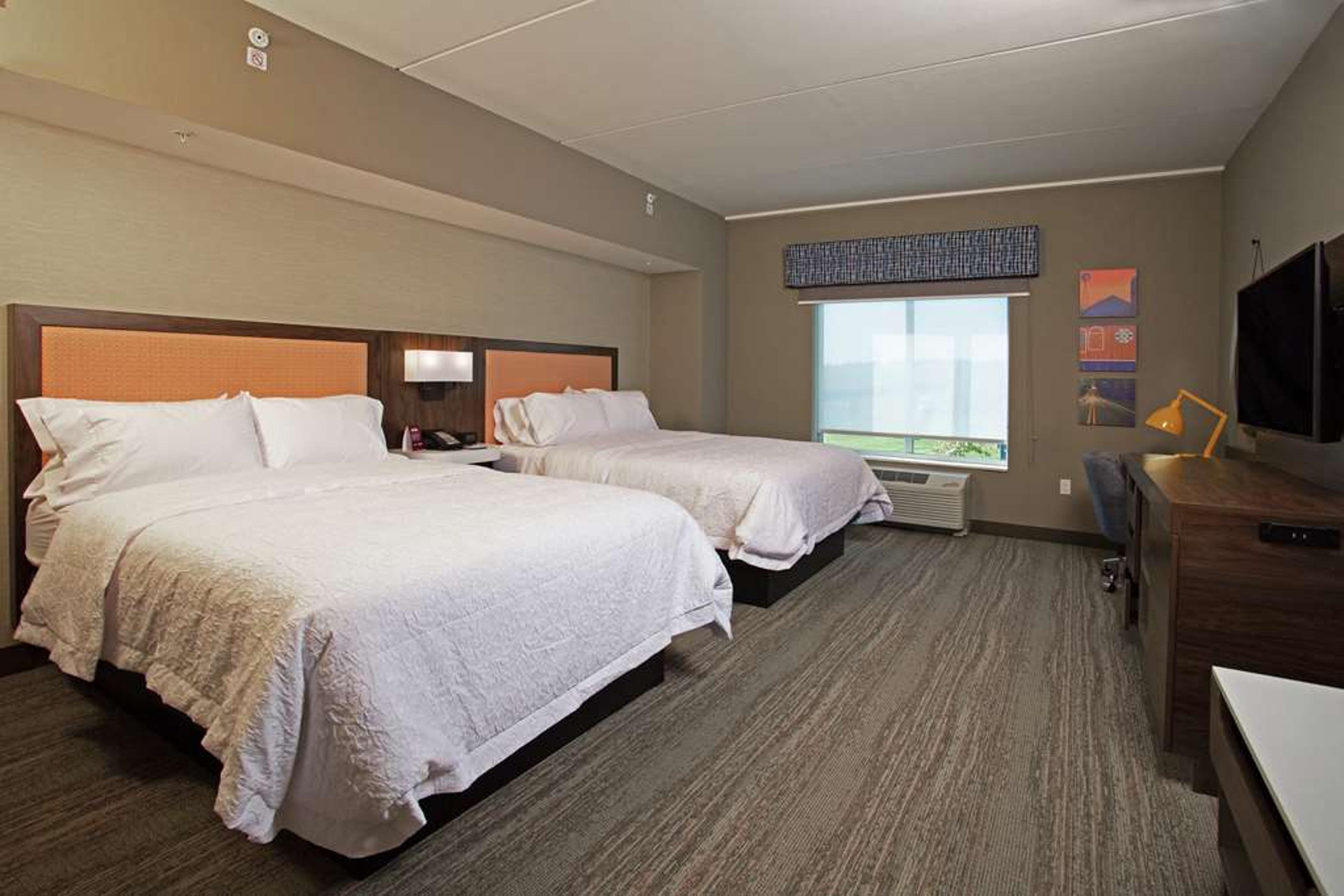 HAMPTON INN AND SUITES KUTZTOWN