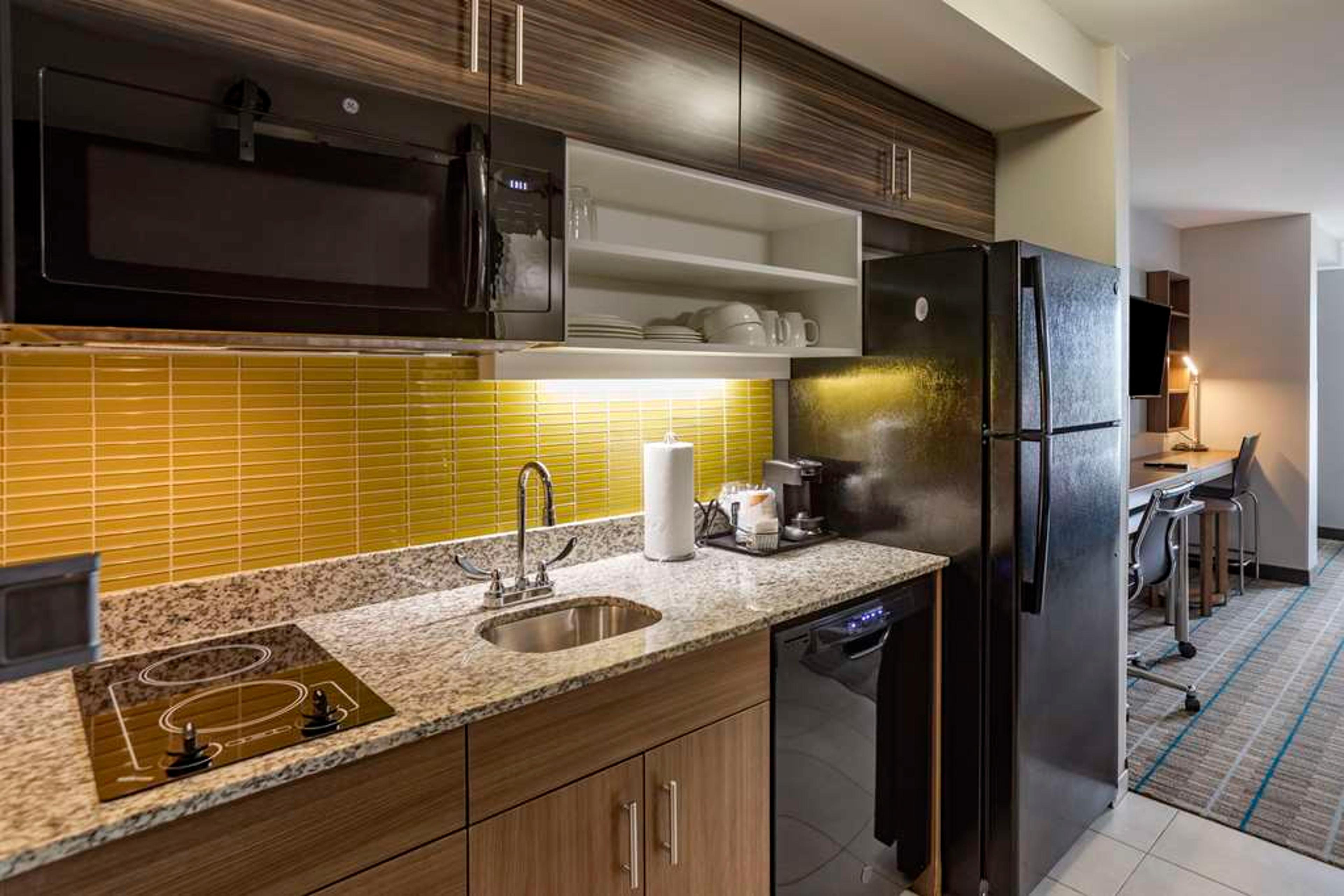 MAINSTAY SUITES BOWLING GREEN NORTH
