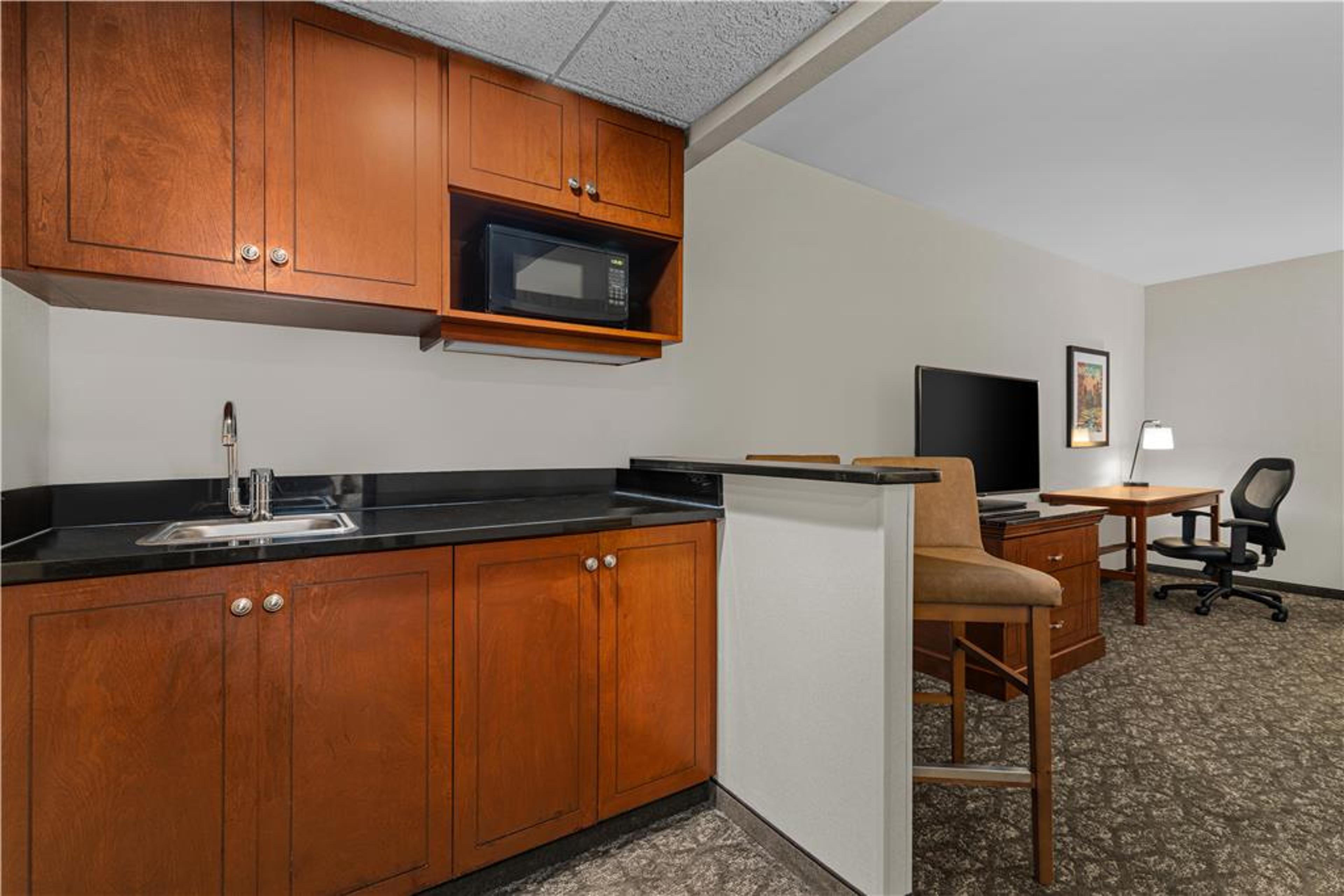 DRURY PLAZA HOTEL CREVE COEUR