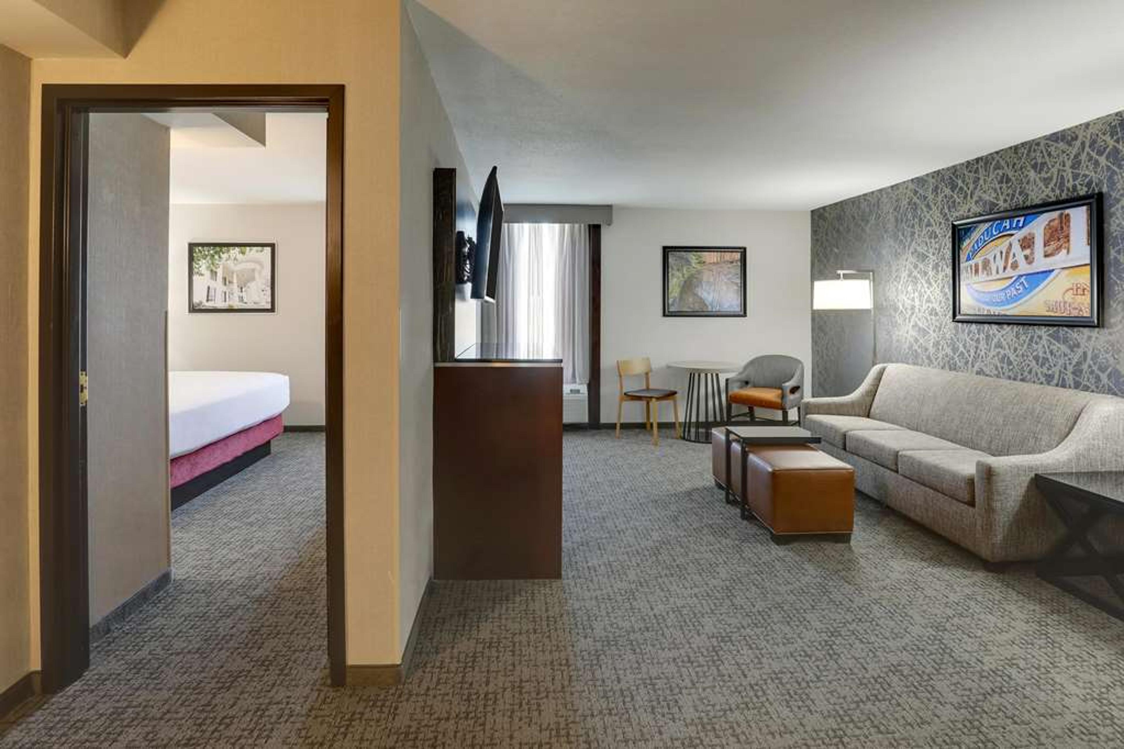 DRURY INN PADUCAH