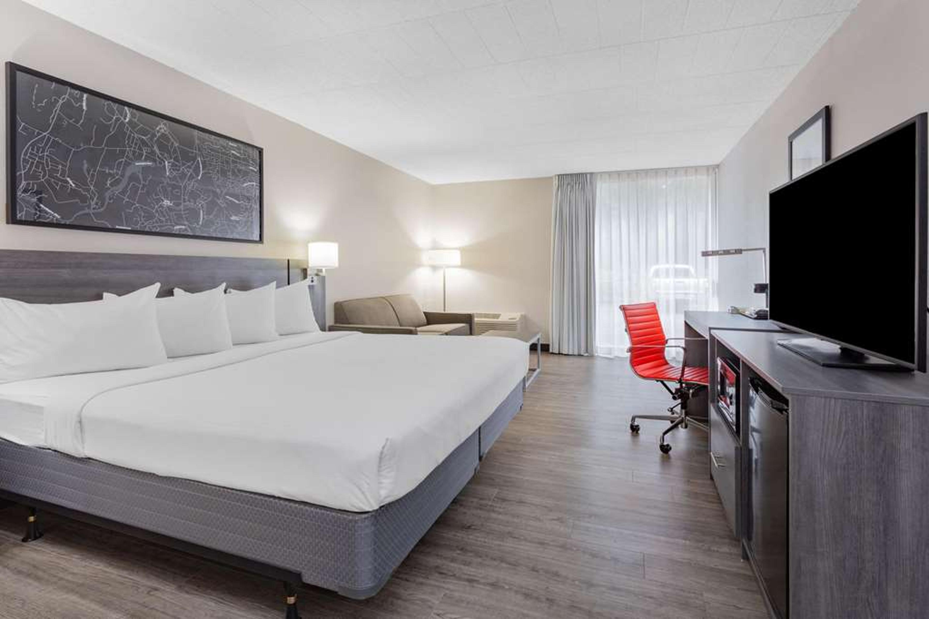 RAMADA HARTFORD NORTH AIRPORT