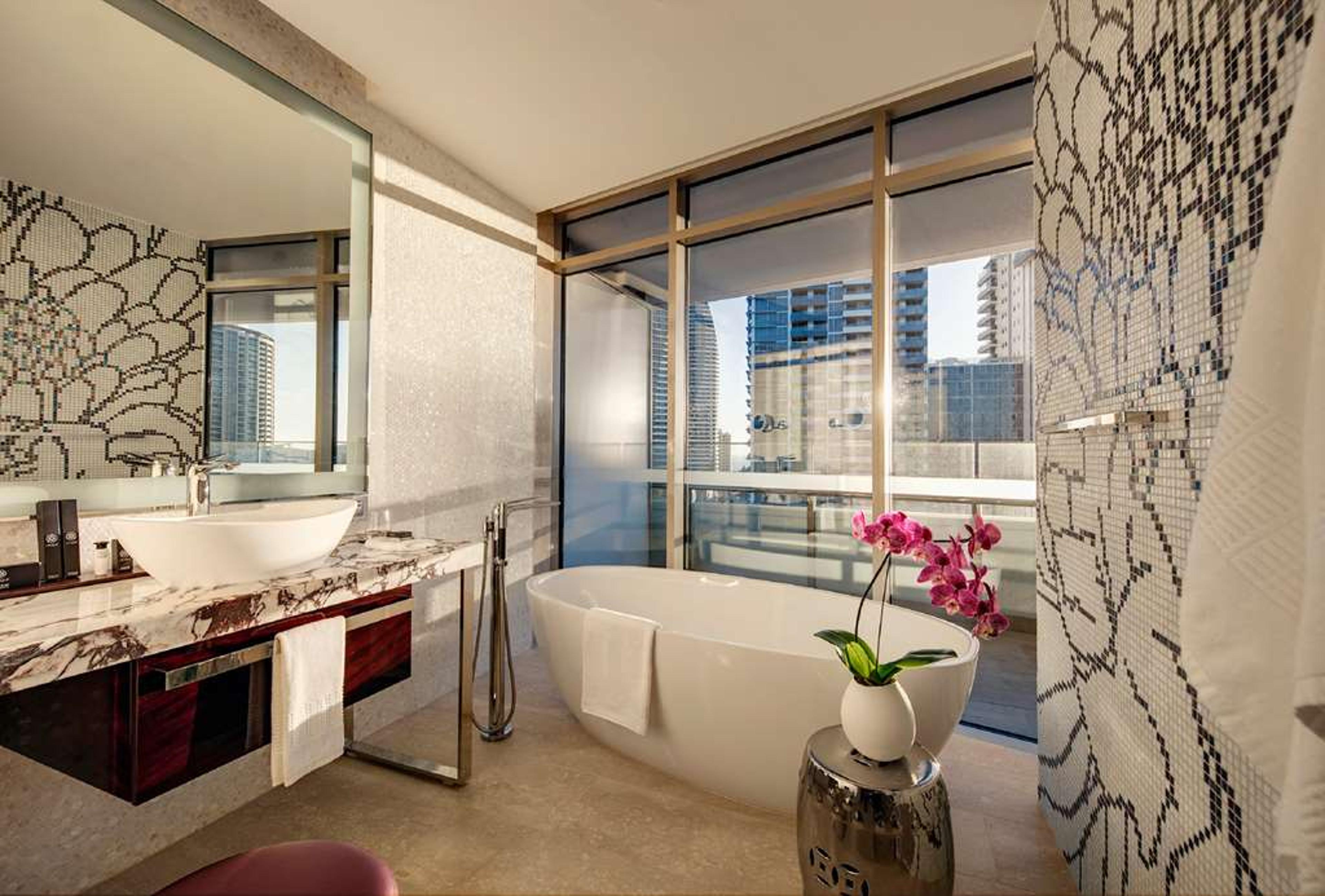 THE DARLING AT GOLD COAST