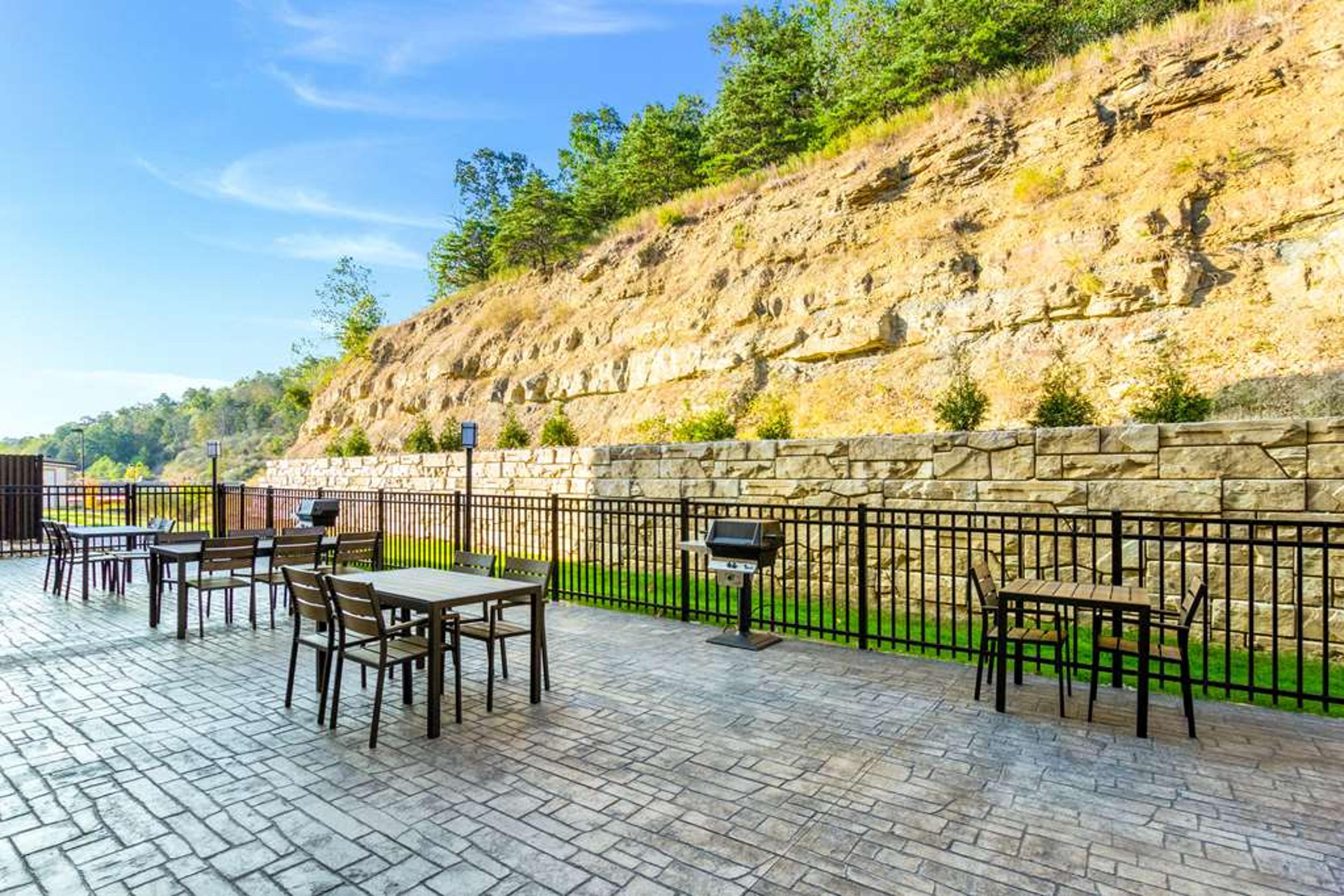 SLEEP INN WINFIELD - TEAYS VALLEY