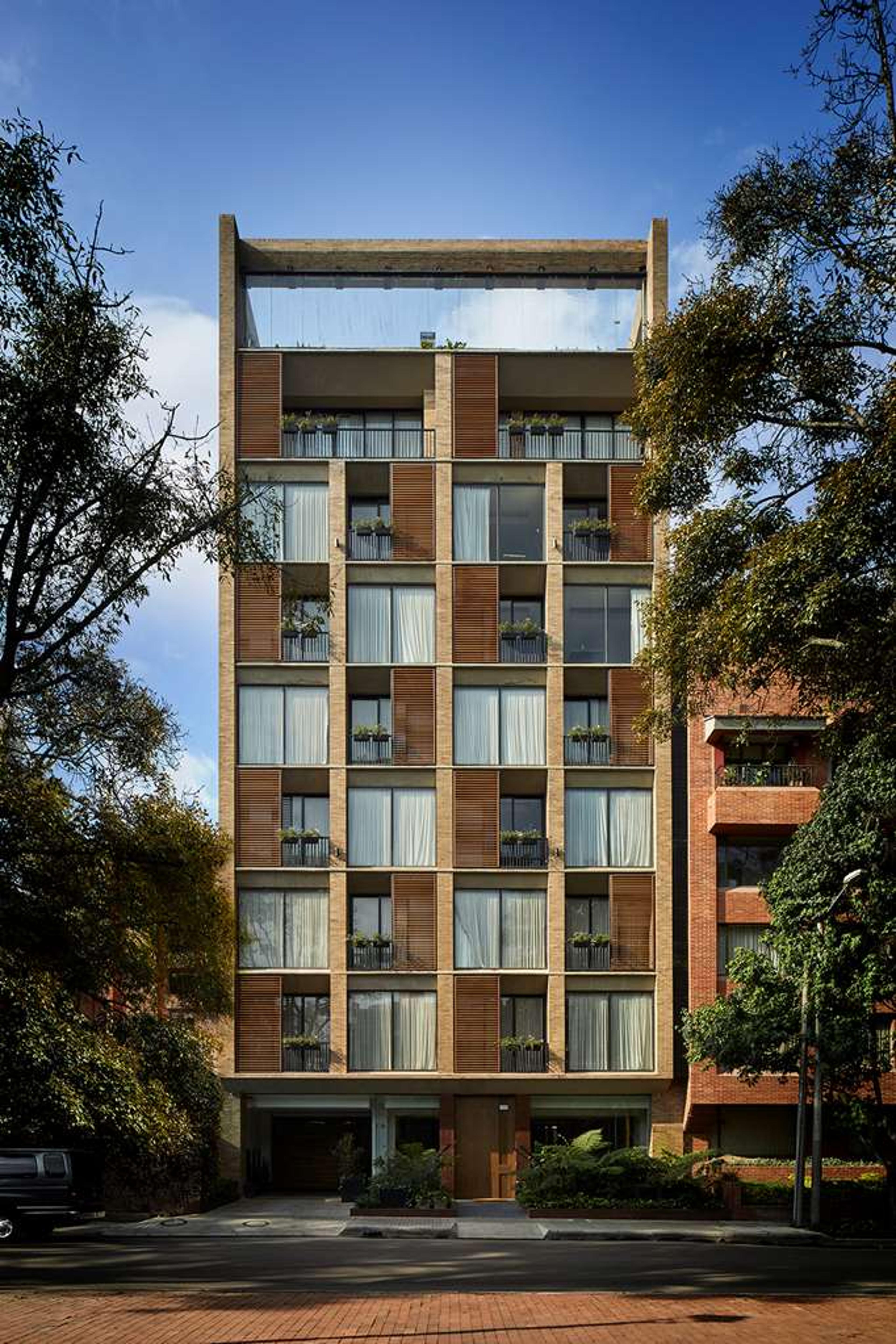 CASSA LUXURY HOMES