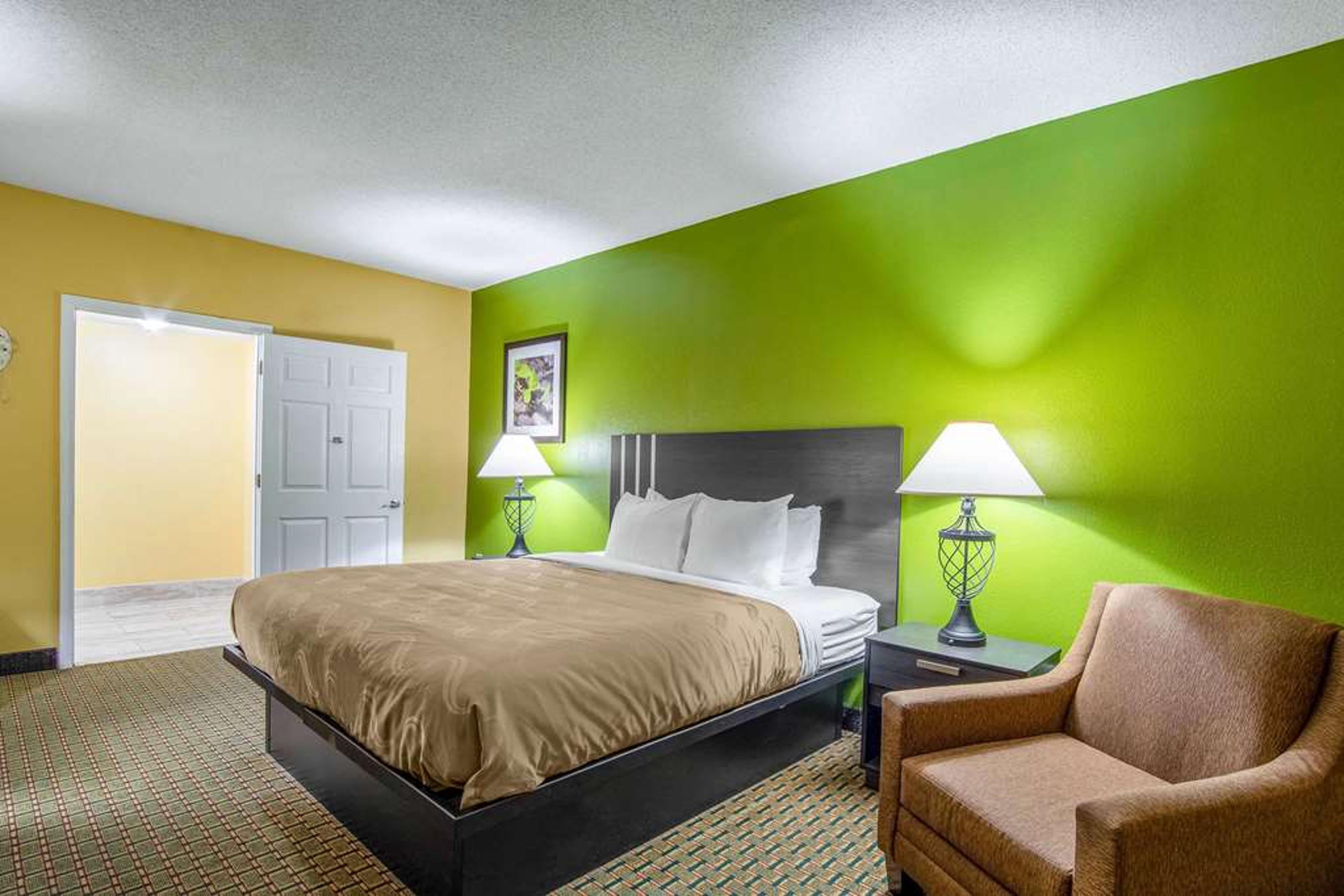 QUALITY INN WEST COLUMBIA - CAYCE