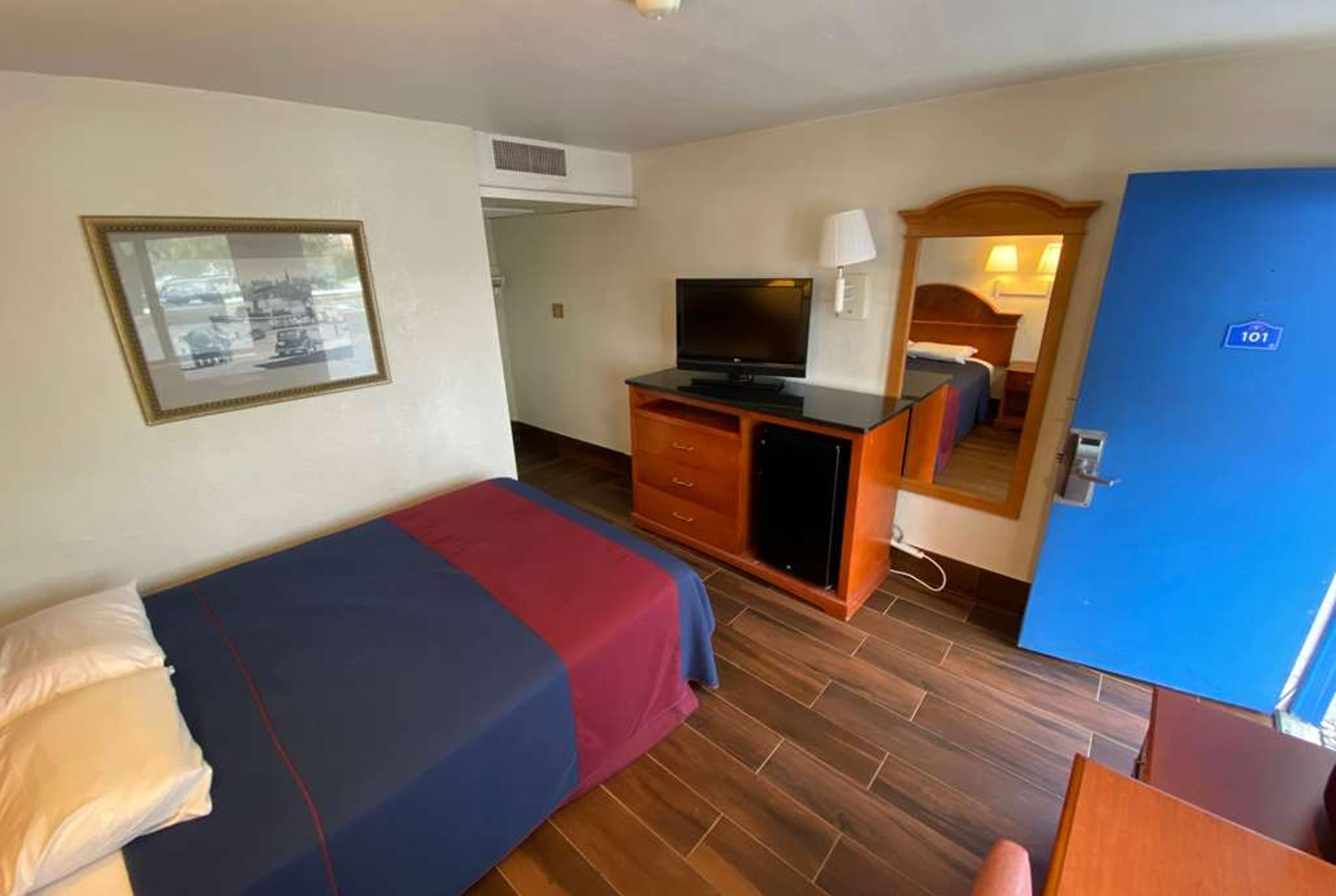 TRAVELODGE GRAND RAPIDS NORTH