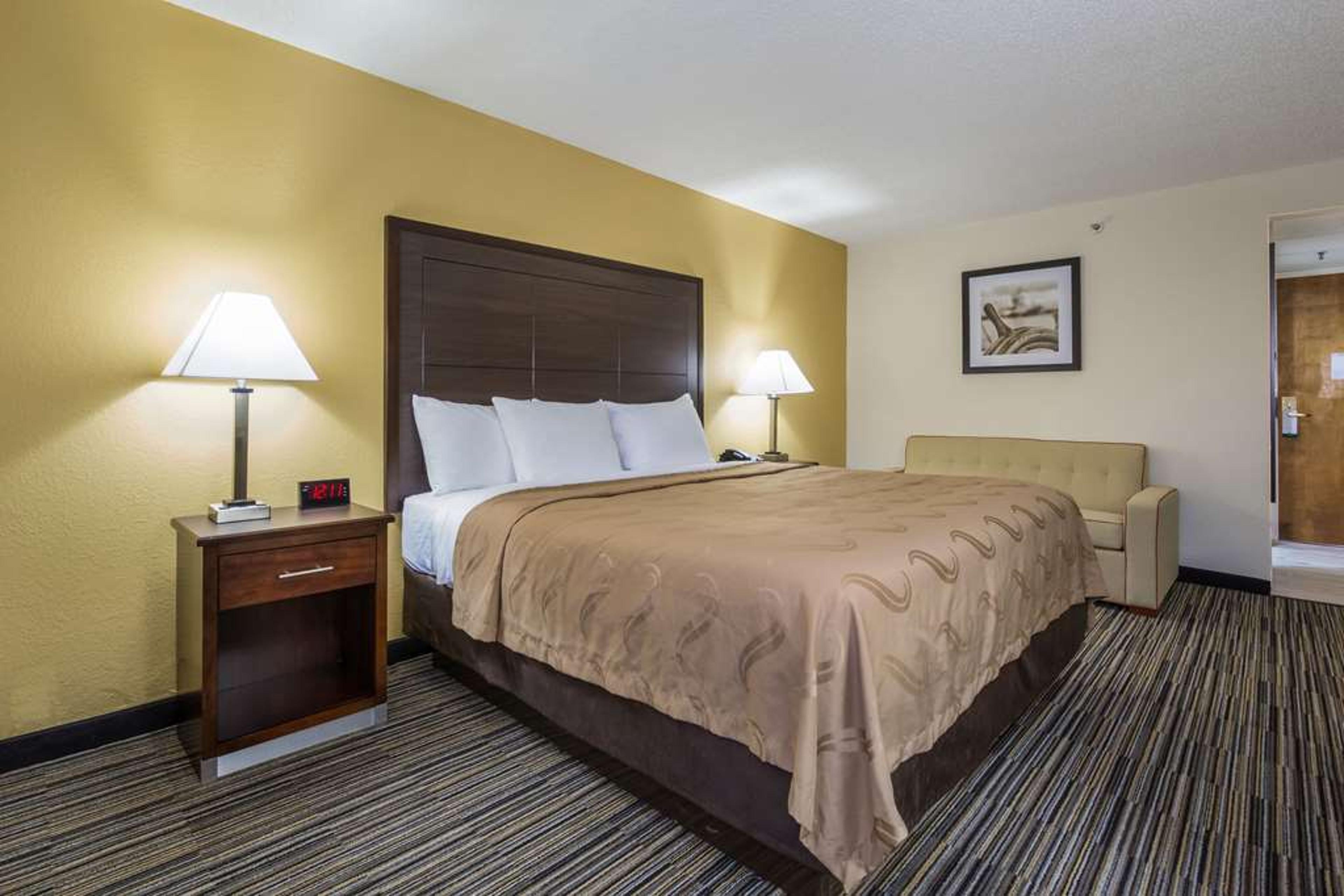 QUALITY INN GRAYVILLE