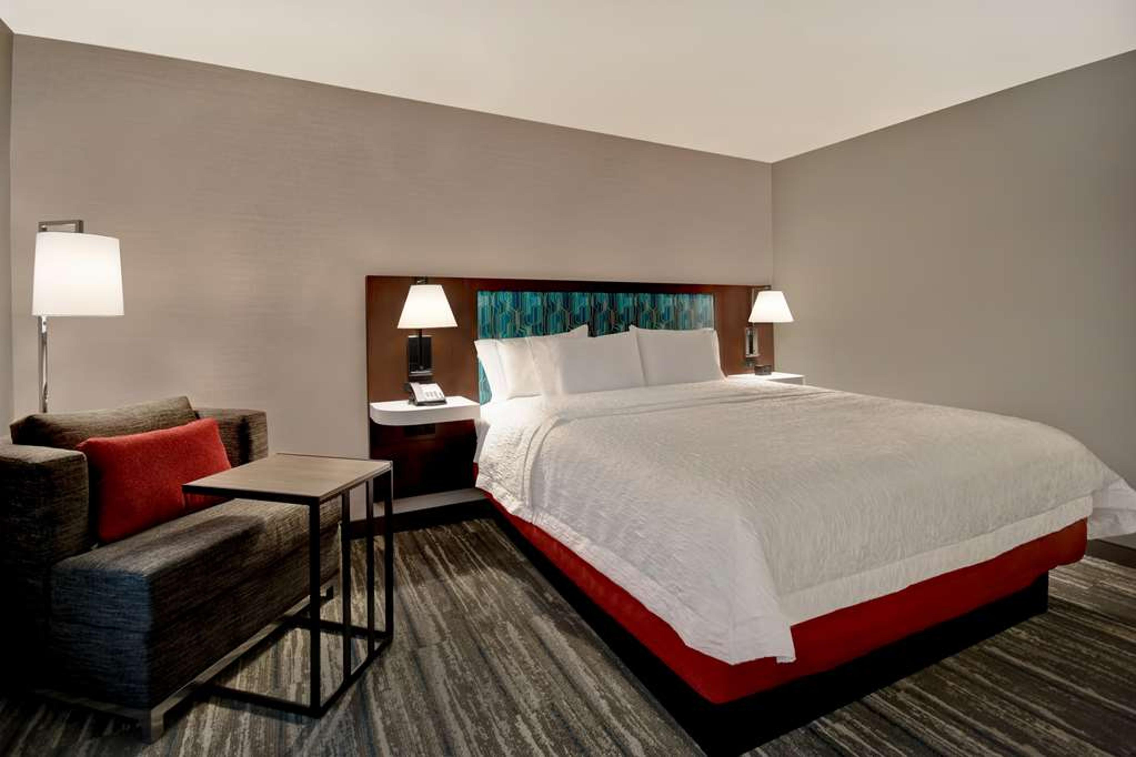 HAMPTON INN PLEASANT VIEW