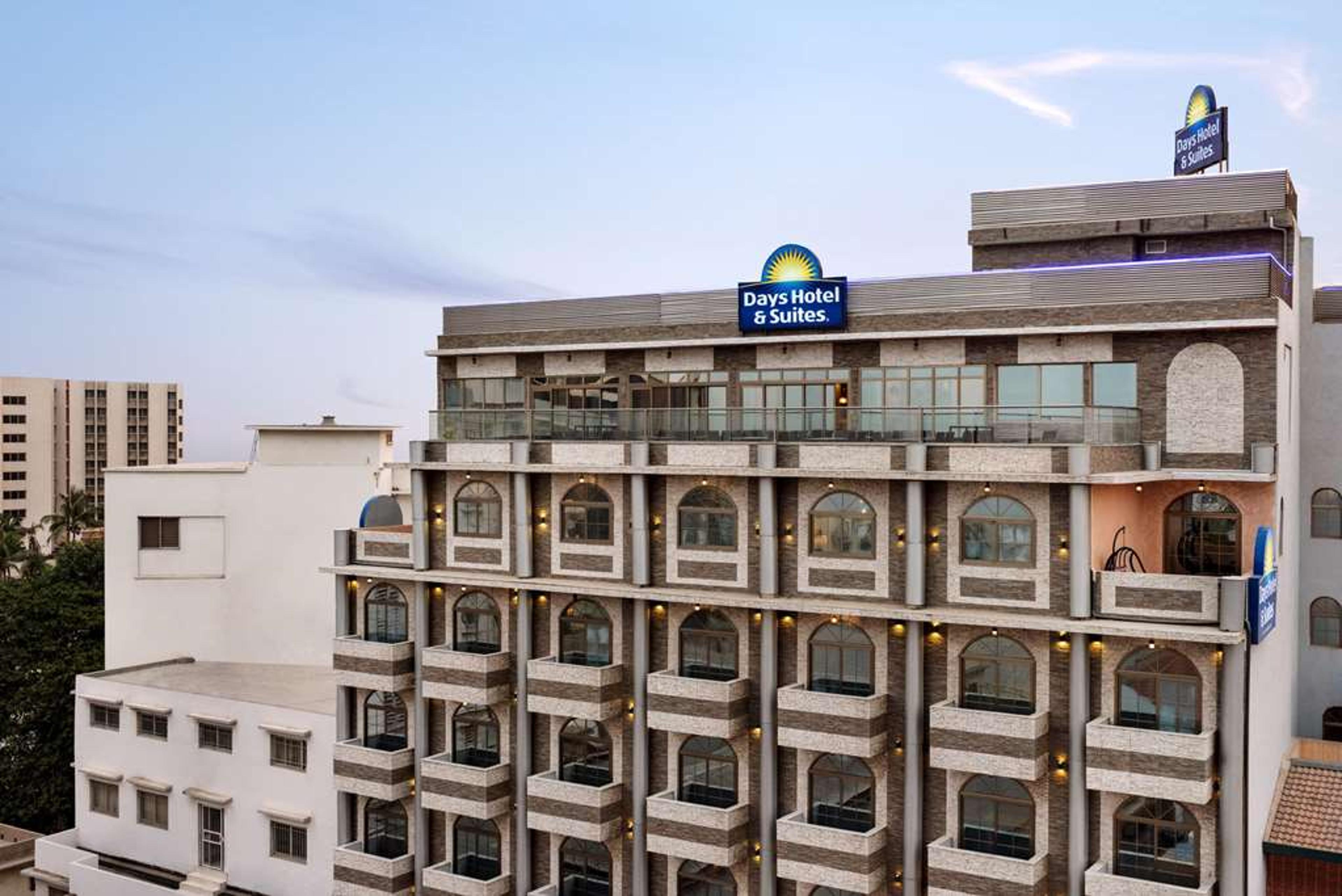 DAYS HOTEL AND SUITES DAKAR