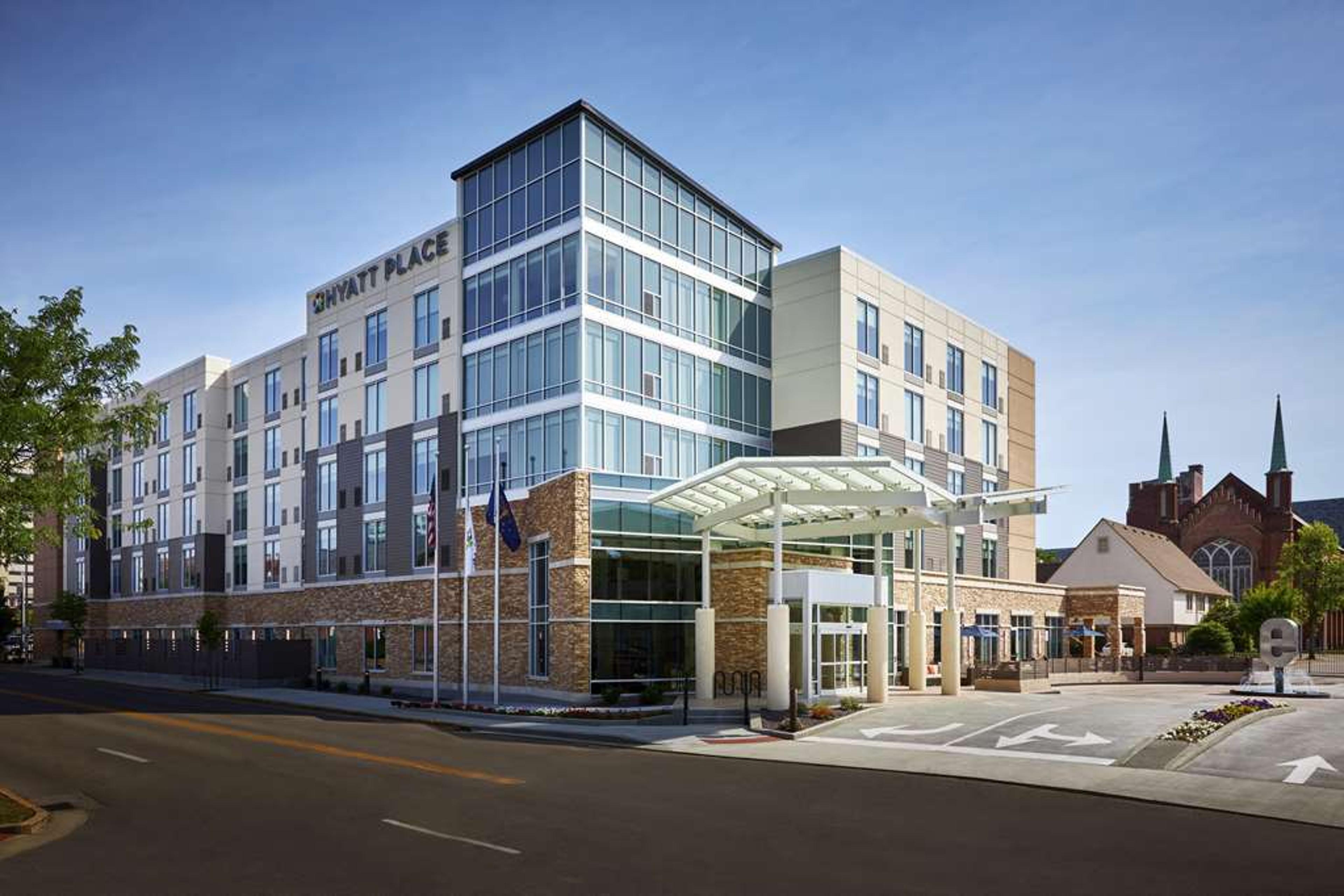 Hyatt Place Evansville / Downtown