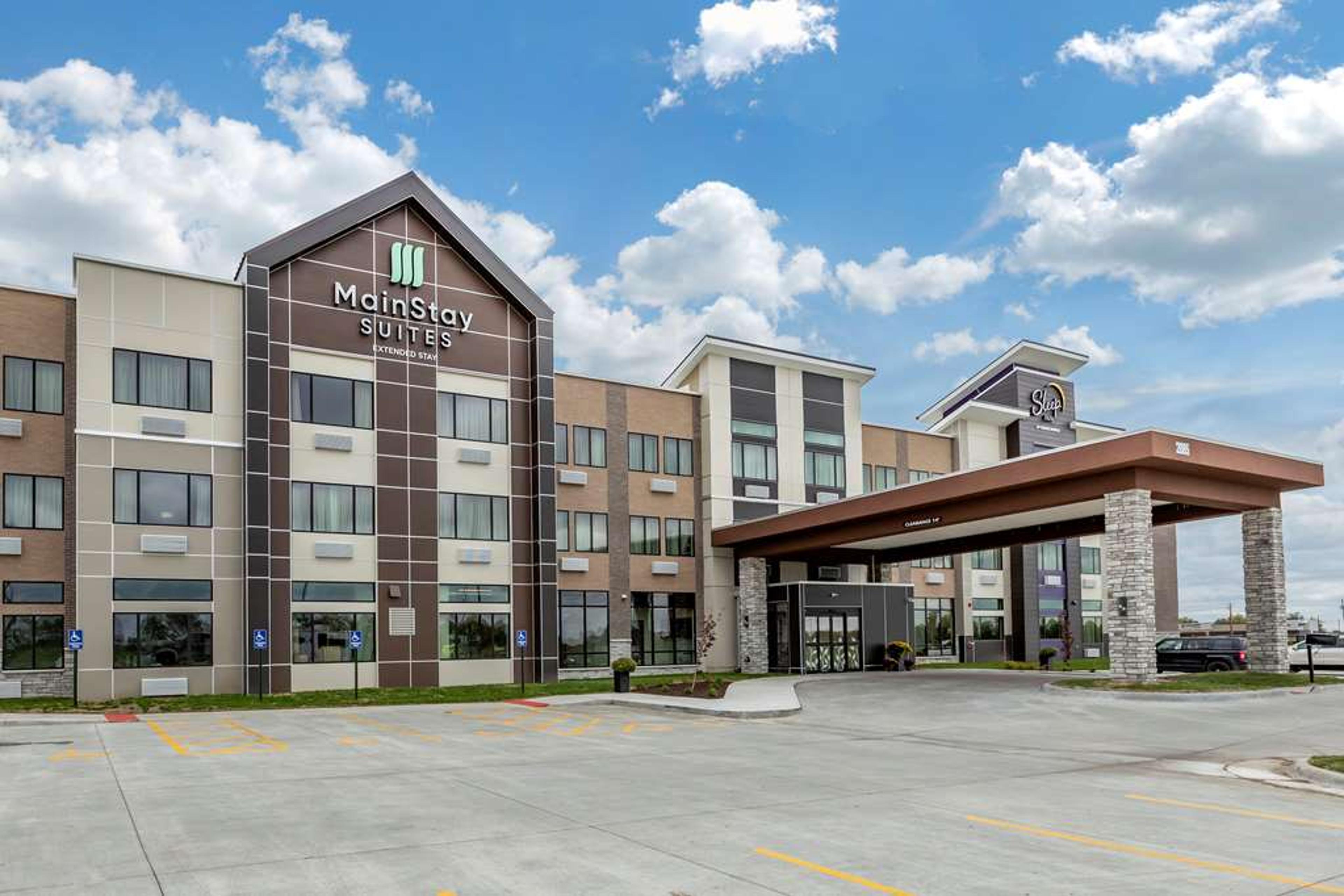 MAINSTAY SUITES WAUKEE-WEST DES MOI