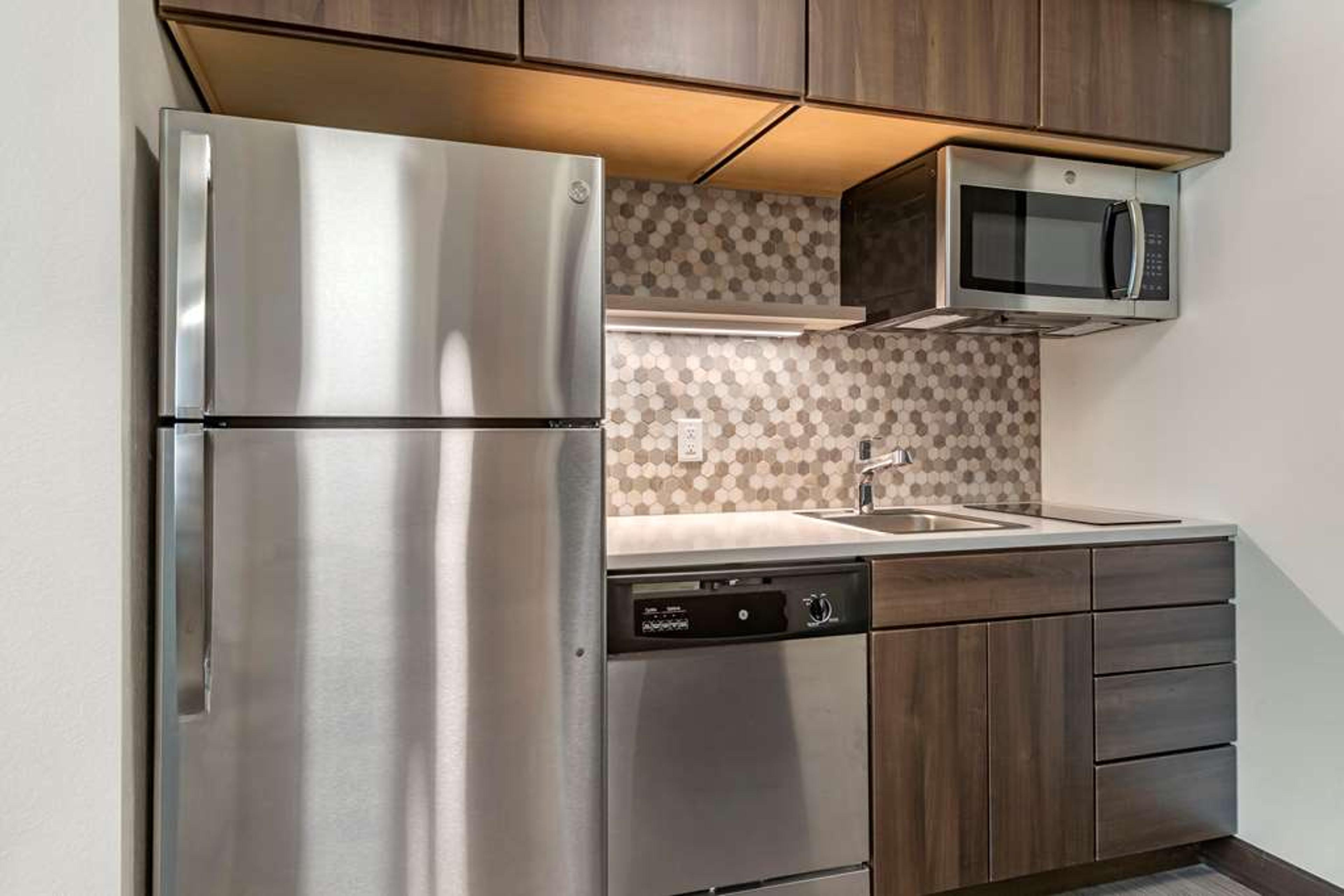 MAINSTAY SUITES WAUKEE-WEST DES MOI